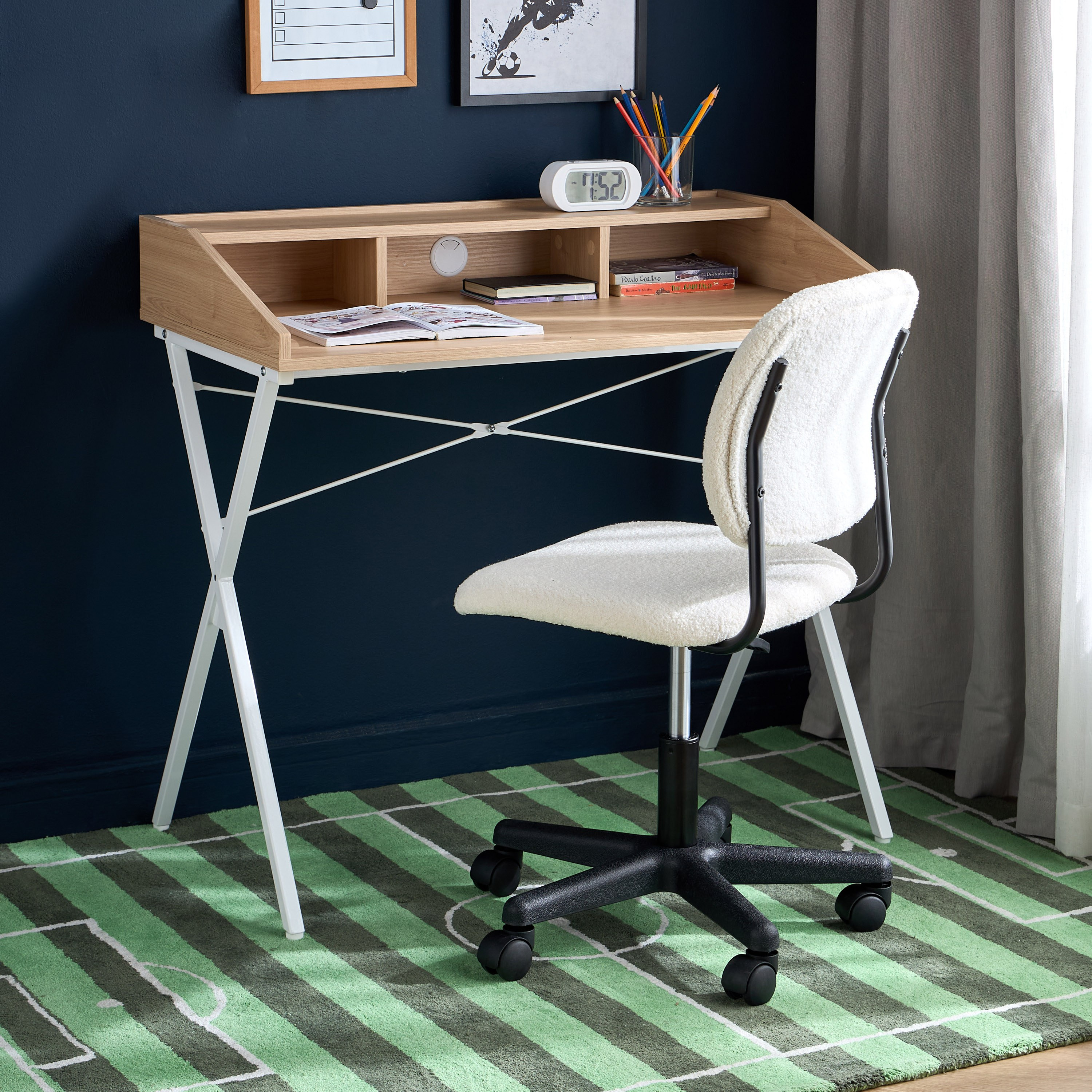 مكتب وكرسي - روجر-babyandkids-roomfurniture-studydesks-image-1