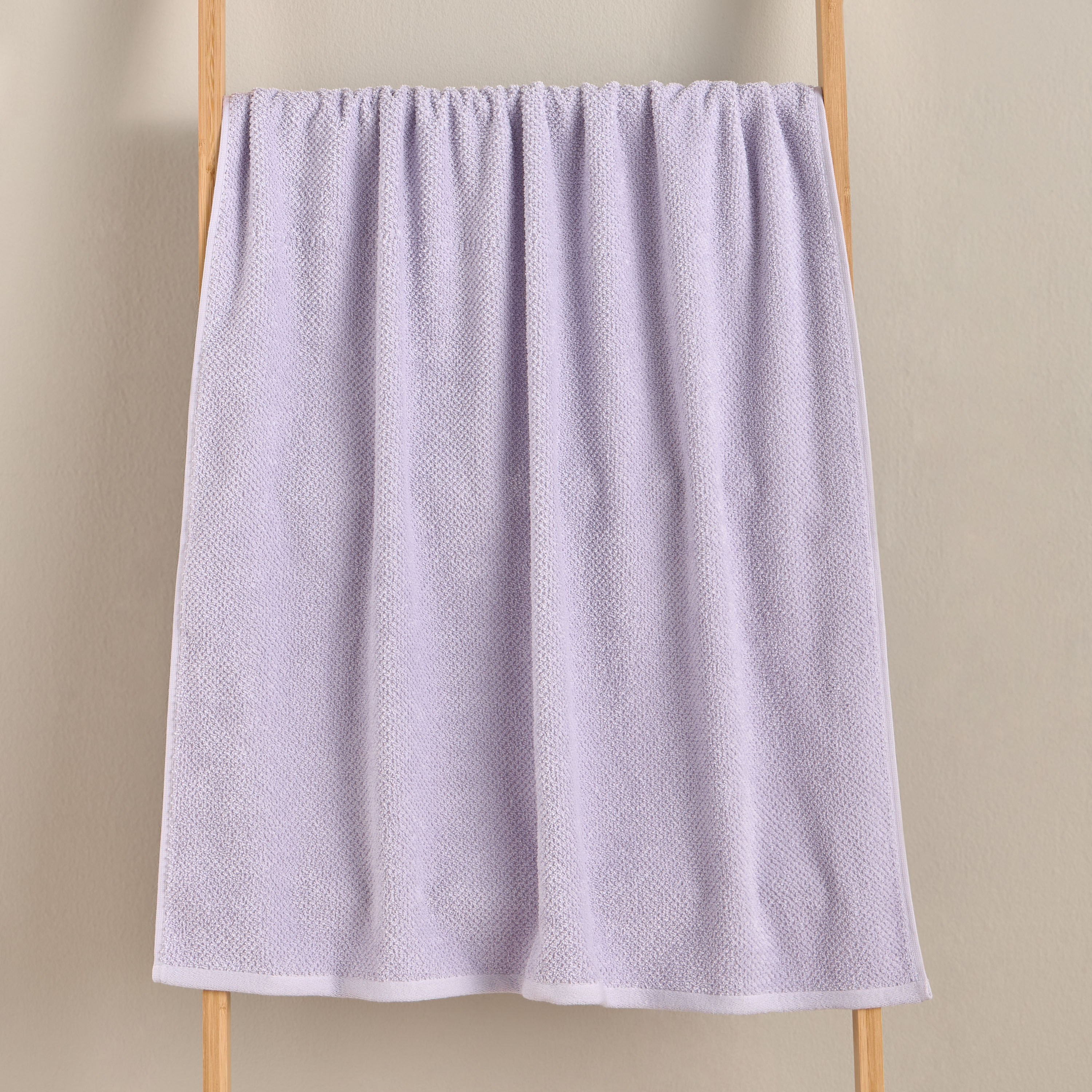 منشفة حمام من القطن التركي 420 جرام لكل متر مربع - إستيلا - 70x140 سم-babyandkids-bathandstorage-bath-towels-image-2