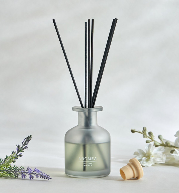 Diffuser Kuwait Shop Aromea Lavender Wisteria Reed Diffuser - 100 ml Online | Home ...