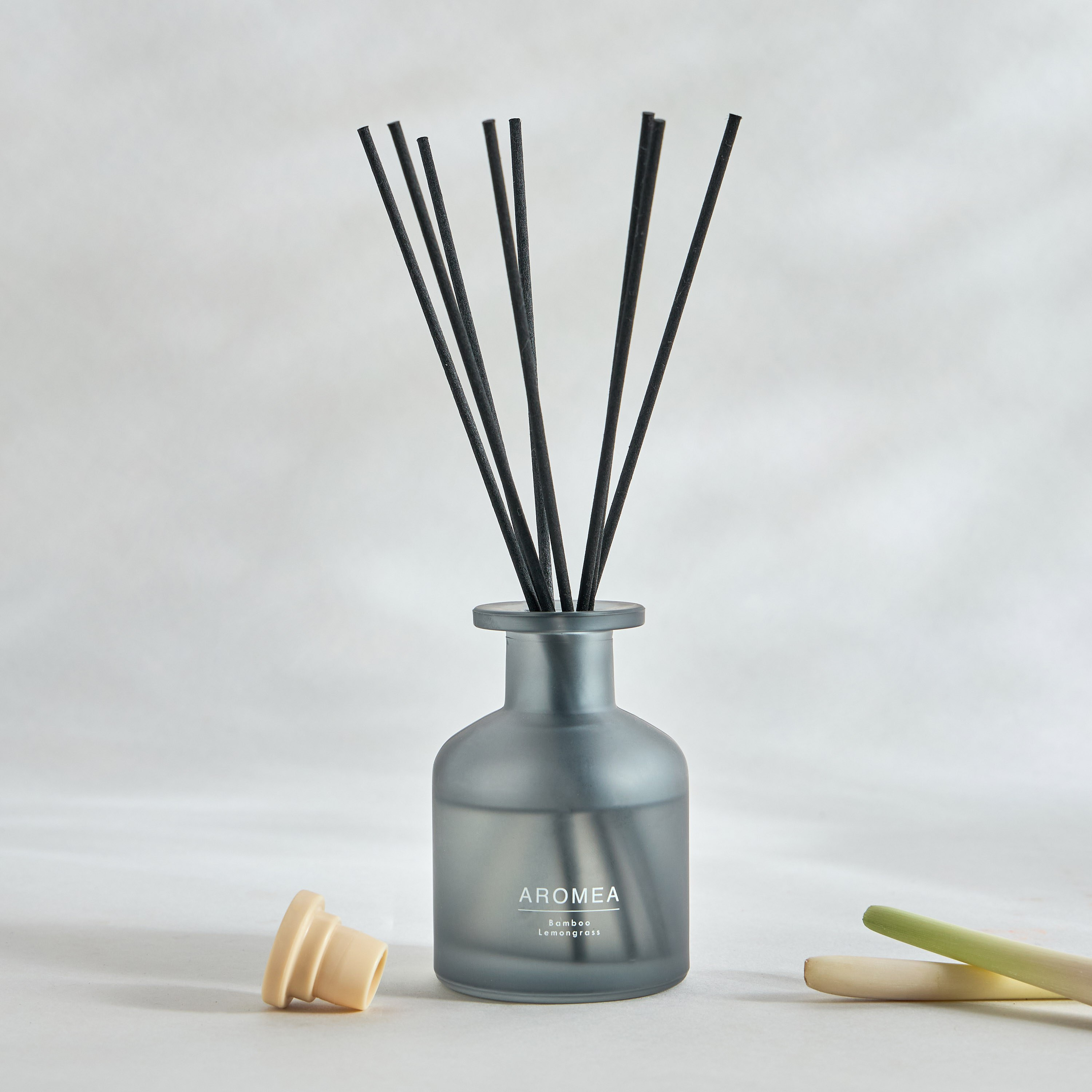 Aromea Bamboo Lemongrass Reed Diffuser - 100 ml-household-homefragrance-reeddiffusers-image-1