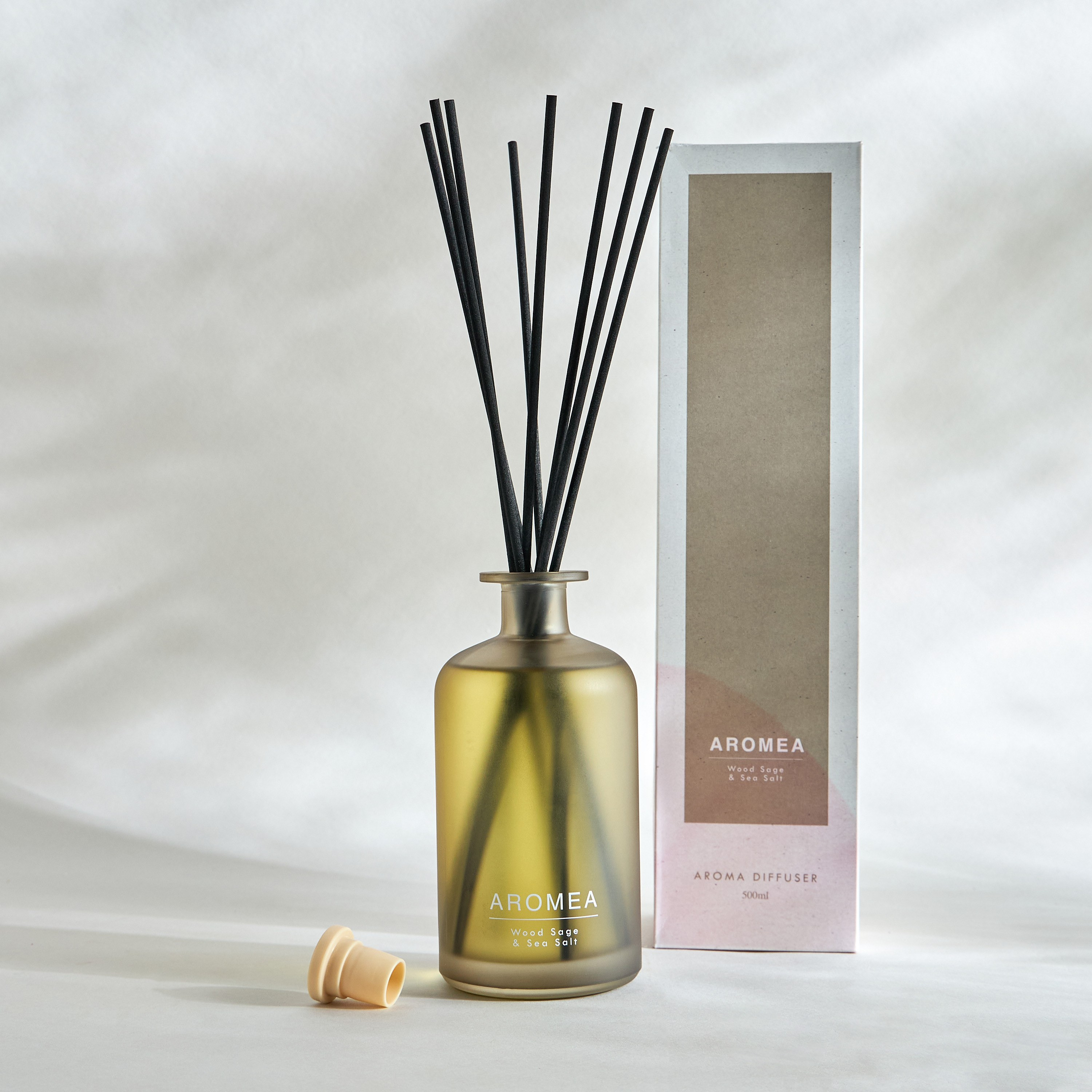 Aromea Wood Sage and Sea Salt Reed Diffuser - 500 ml-household-homefragrance-reeddiffusers-image-2