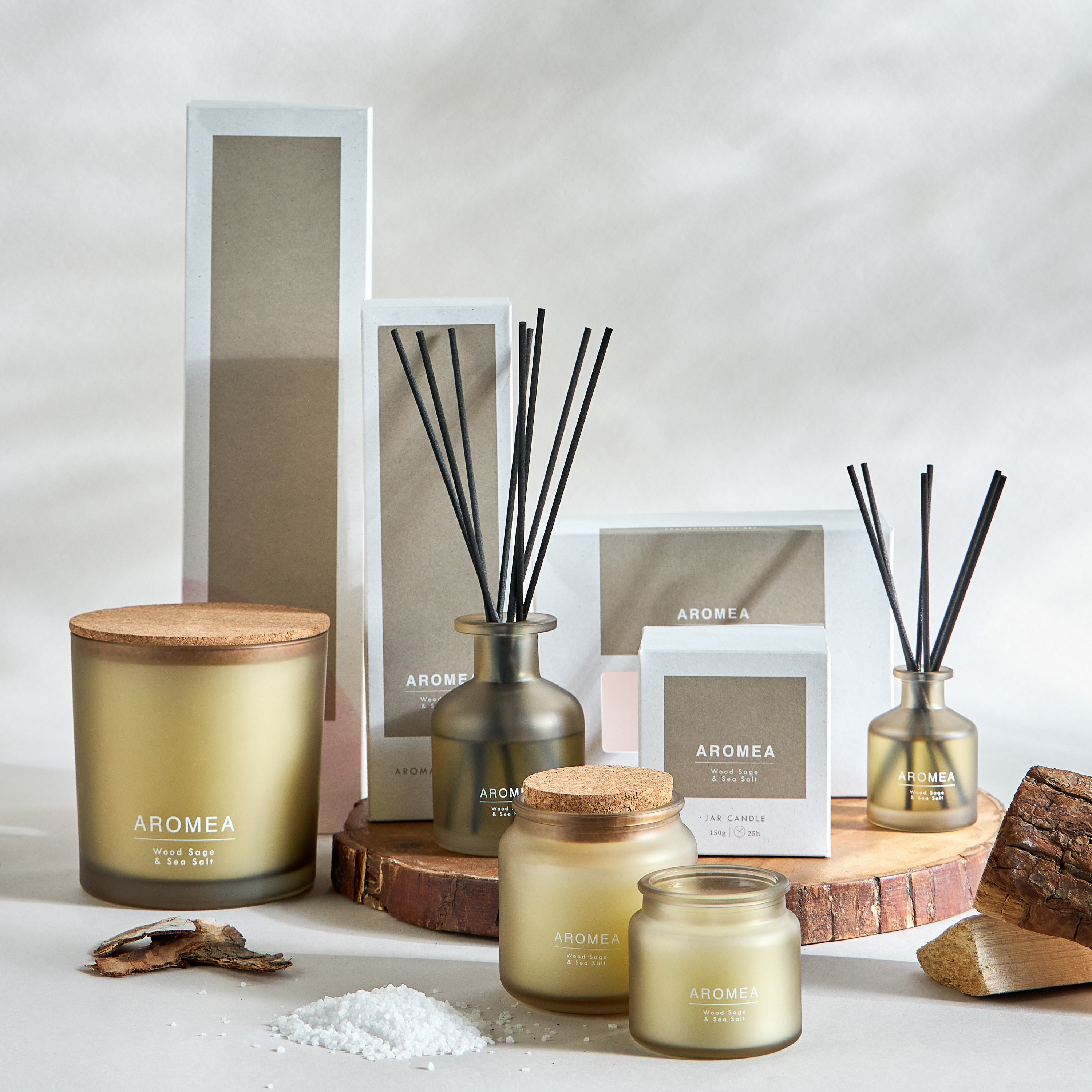 Aromea Wood Sage and Sea Salt Reed Diffuser - 500 ml-household-homefragrance-reeddiffusers-image-4