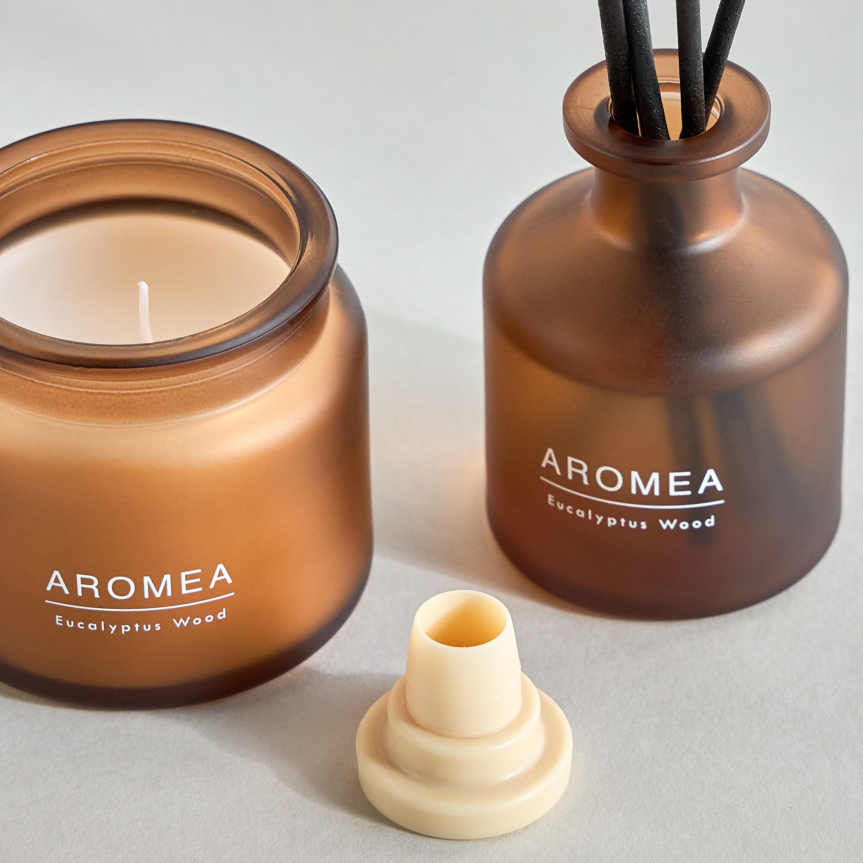 Aromea Eucalyptus Wood Reed Diffuser and Candle Gift Set-household-homefragrance-fragrancegiftset-image-3