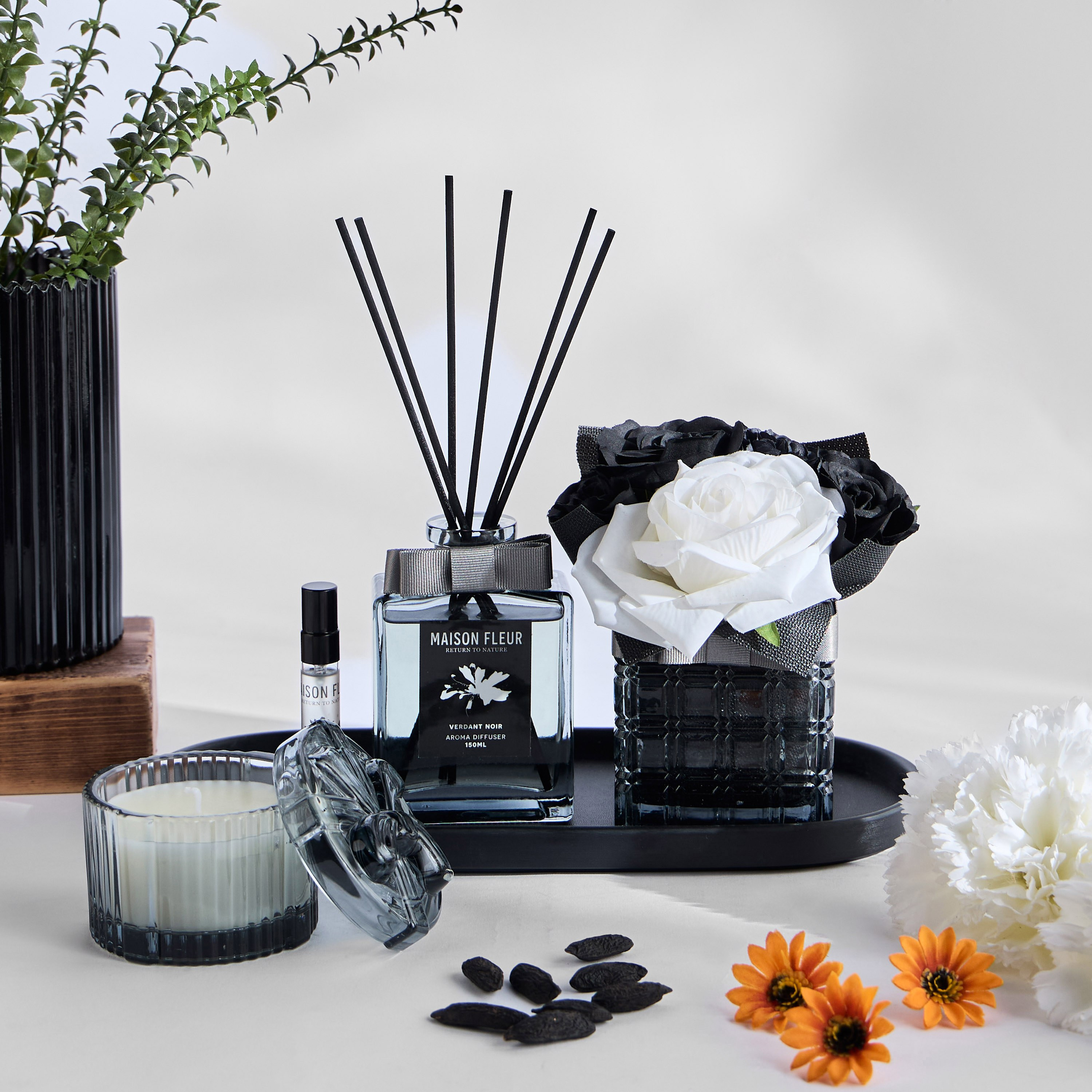 مجموعة هدايا فيردنت نوار سموك 5 قطع - ميزون فلور-household-homefragrance-fragrancegiftset-image-4