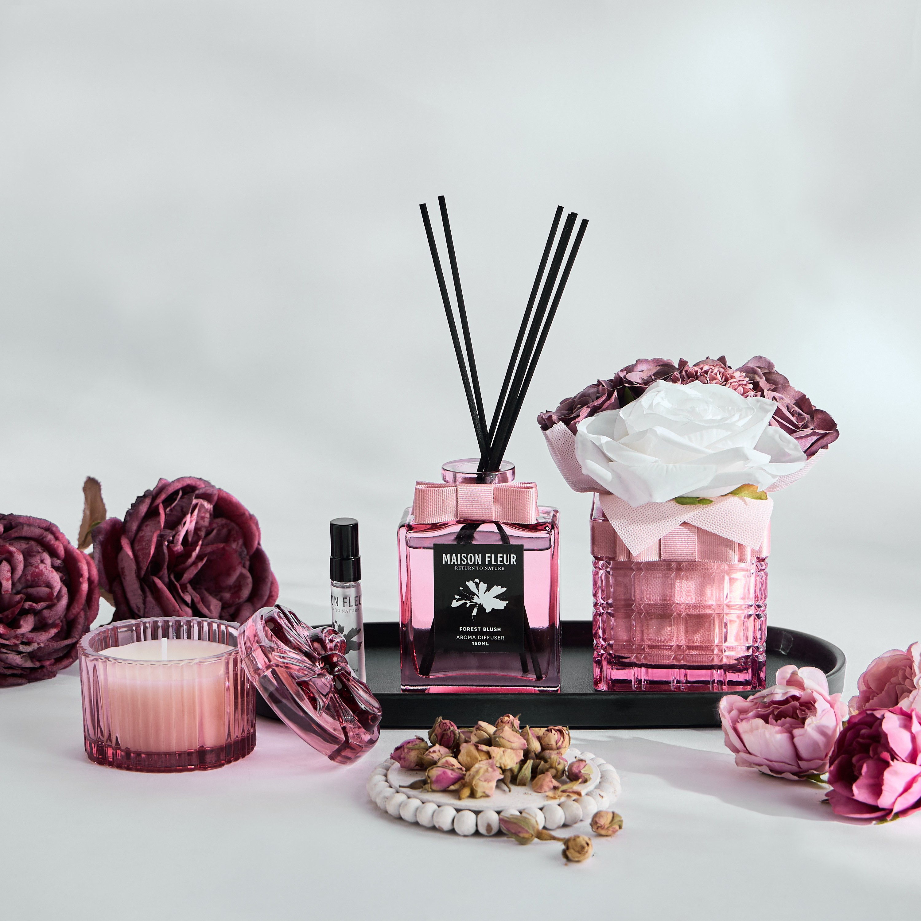 مجموعة هدايا فورست بلش 5 قطع - ميزون فلور-household-homefragrance-fragrancegiftset-image-4