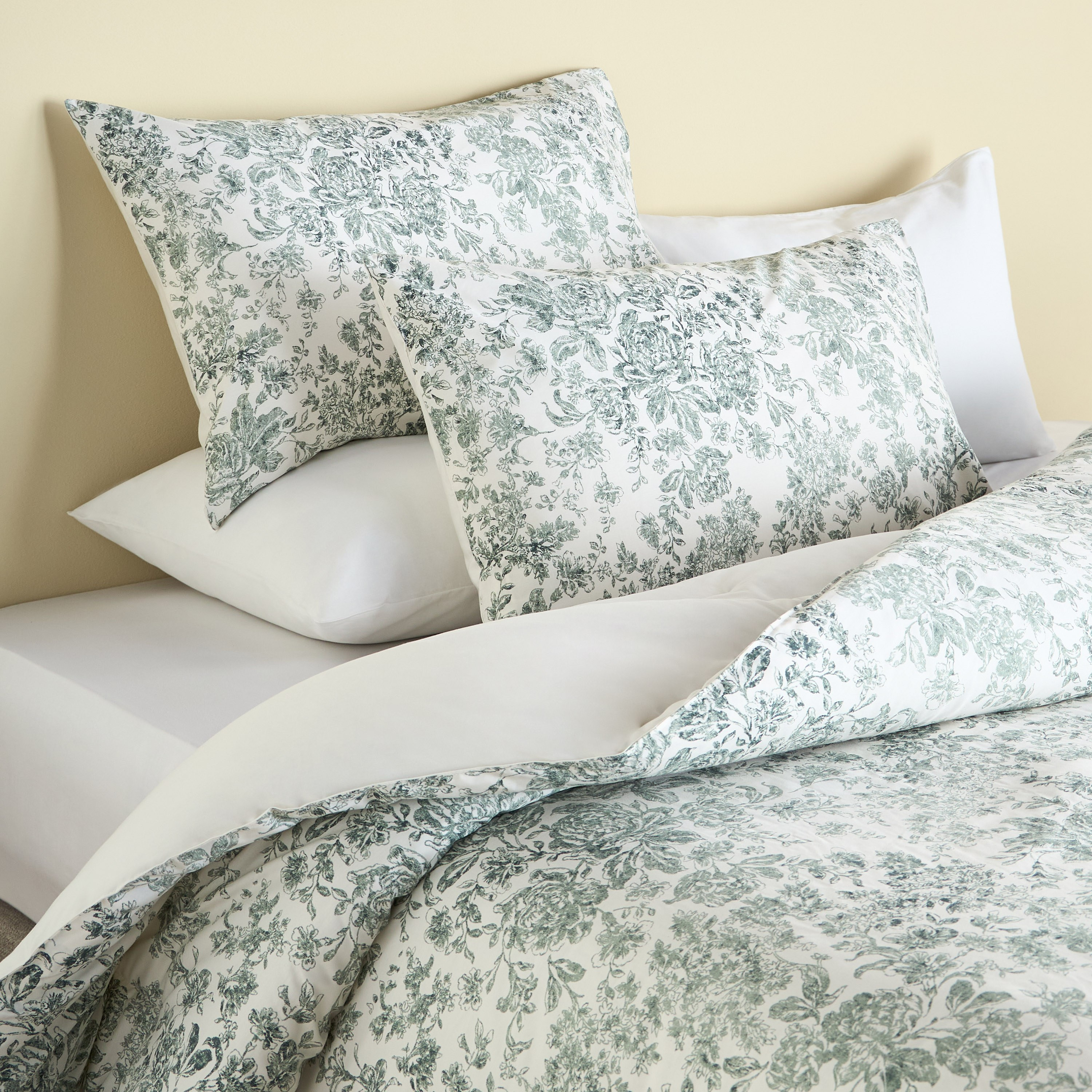 Sophia Cotton Printed 200 Thead Count 3-Piece Super King Comforter Set - 240x260 cm-household-bedding-comfortersandbedspreads-comforters-image-1