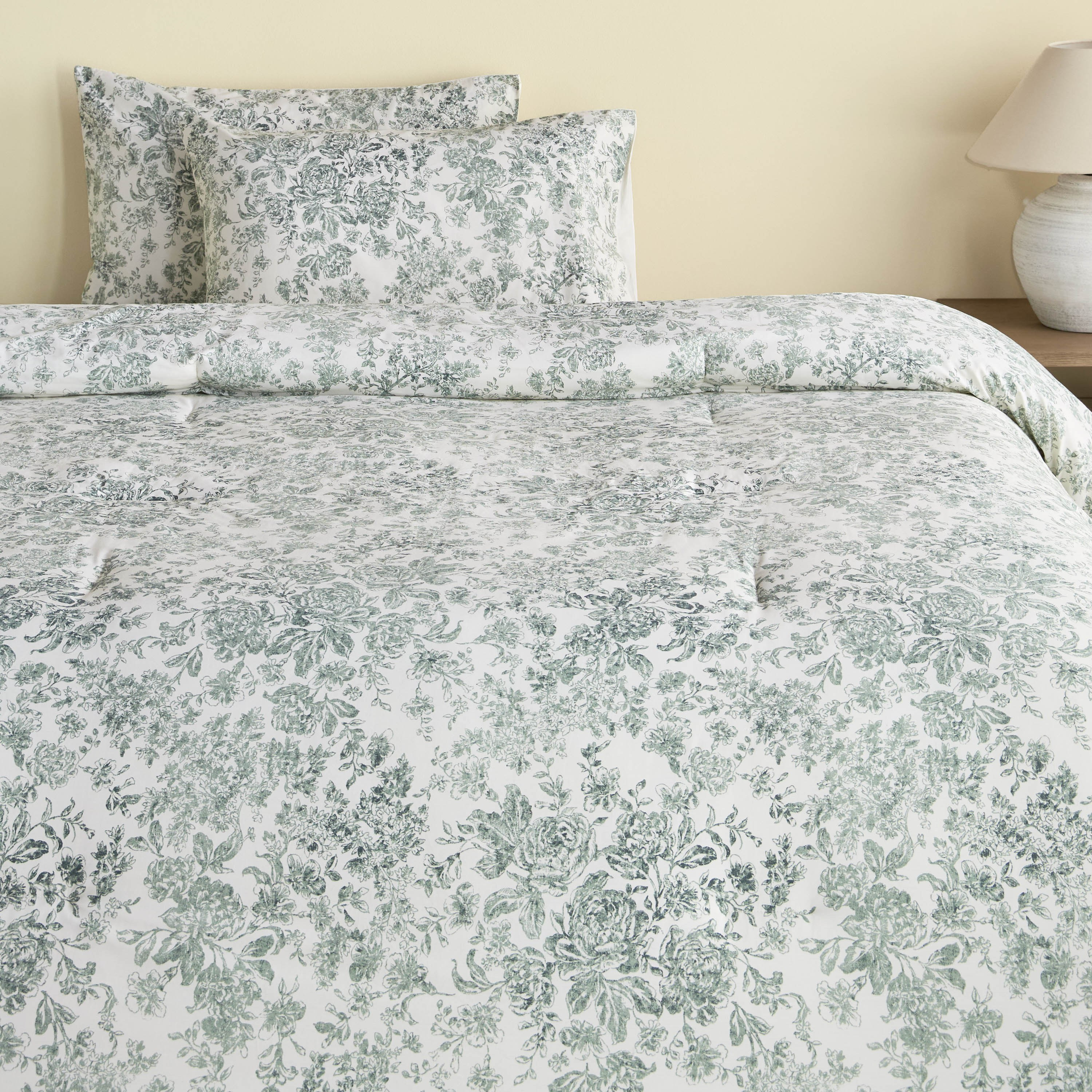 طقم لحاف سوبر كينج قطن 3 قطع بطبعات وعدد خيوط 200 خيط - صوفيا - 240x260 سم-household-bedding-comfortersandbedspreads-comforters-image-2