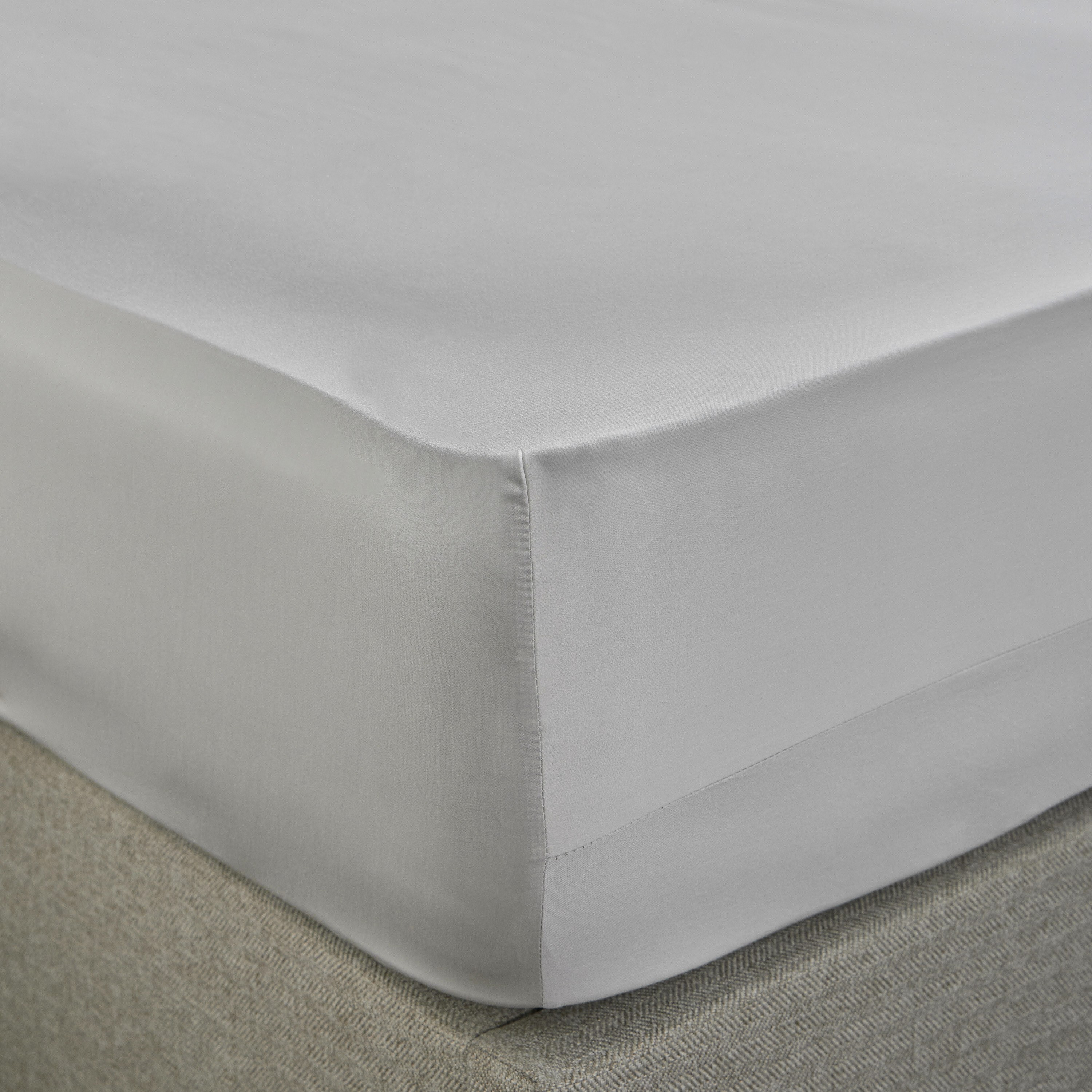 Waves Egyptian Cotton 400 Thread Count King Fitted Sheet - 180x205 cm-household-bedding-sheetsandpillowcases-fittedsheets-image-1