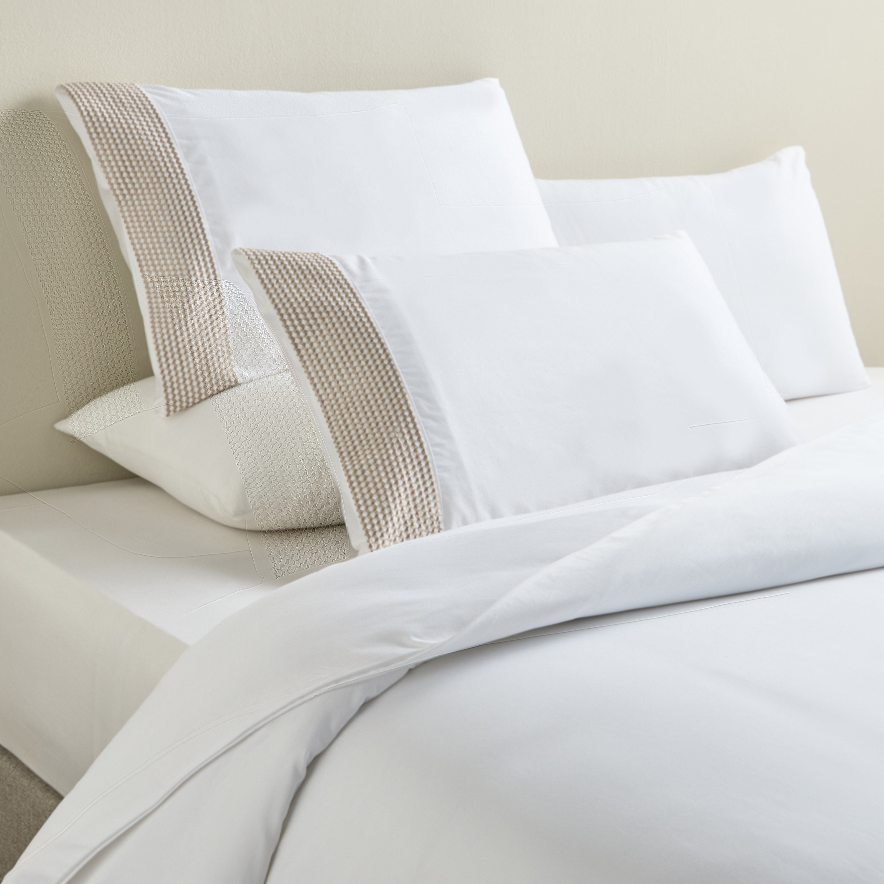 Sydney Egyptian Cotton 600 Thread Count 3-Piece King Duvet Cover Set - 230x220 cm-household-bedding-duvetandcovers-duvetcovers-image-1