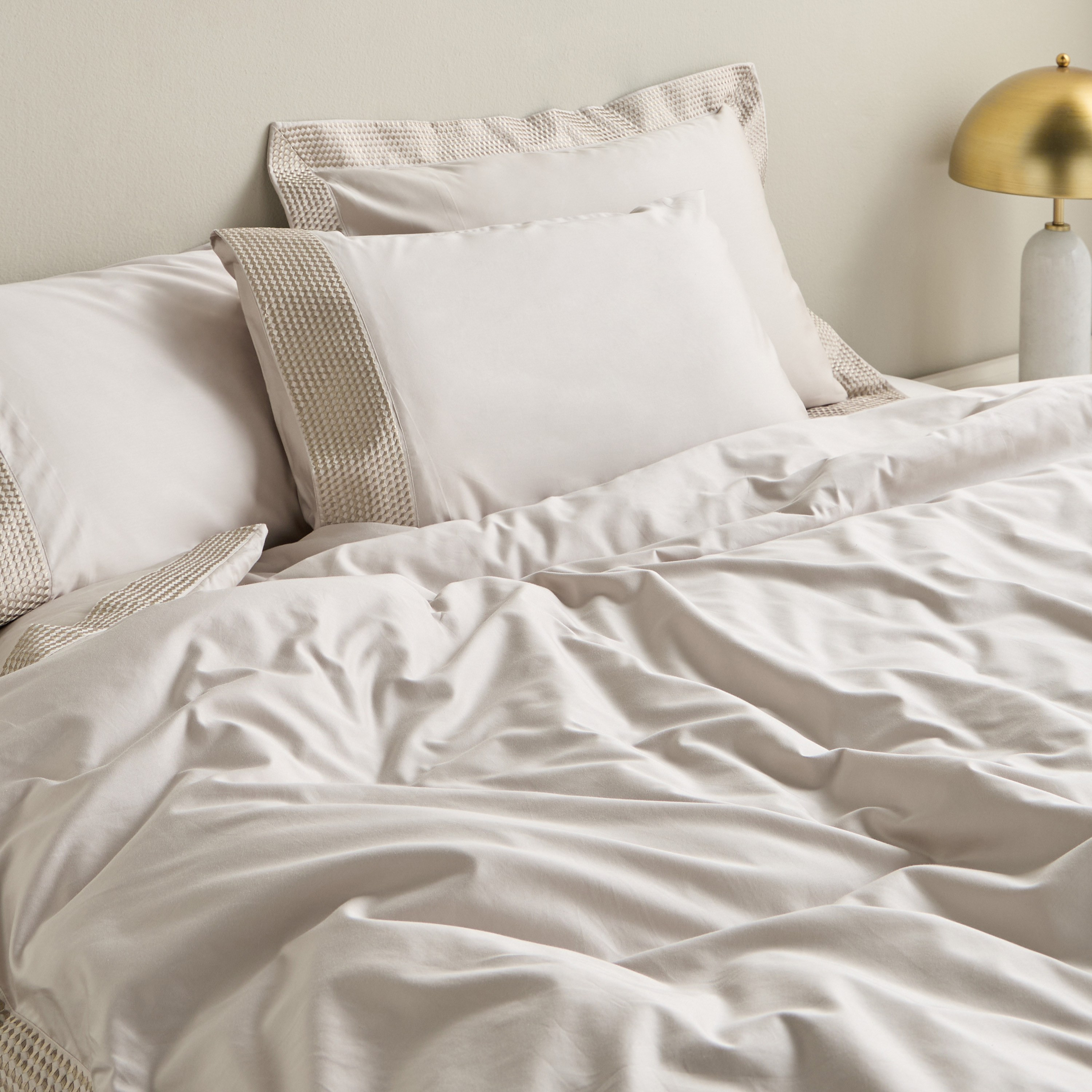 Sydney Egyptian Cotton 600 Thread Count 3-Piece Super King Duvet Cover Set - 220x260 cm-household-bedding-duvetandcovers-duvetcovers-image-6