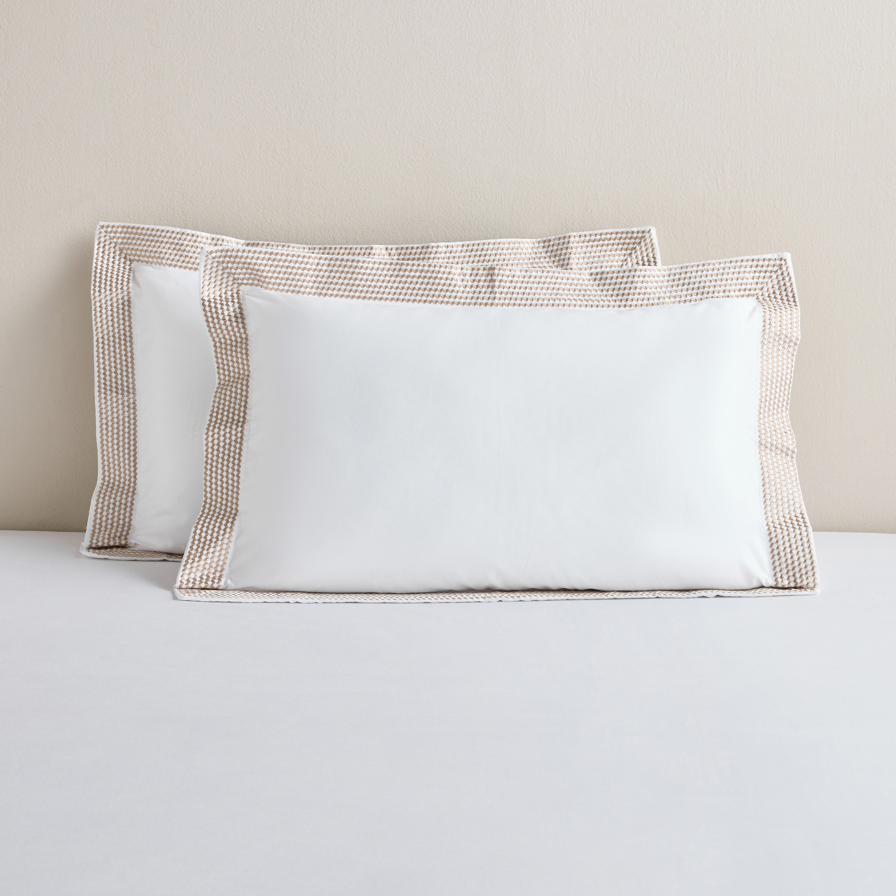 Sydney Egyptian Cotton 600 Thread Count 2-Piece Pillowcase Set - 50x75 cm-household-bedding-sheetsandpillowcases-pillowcases-image-1