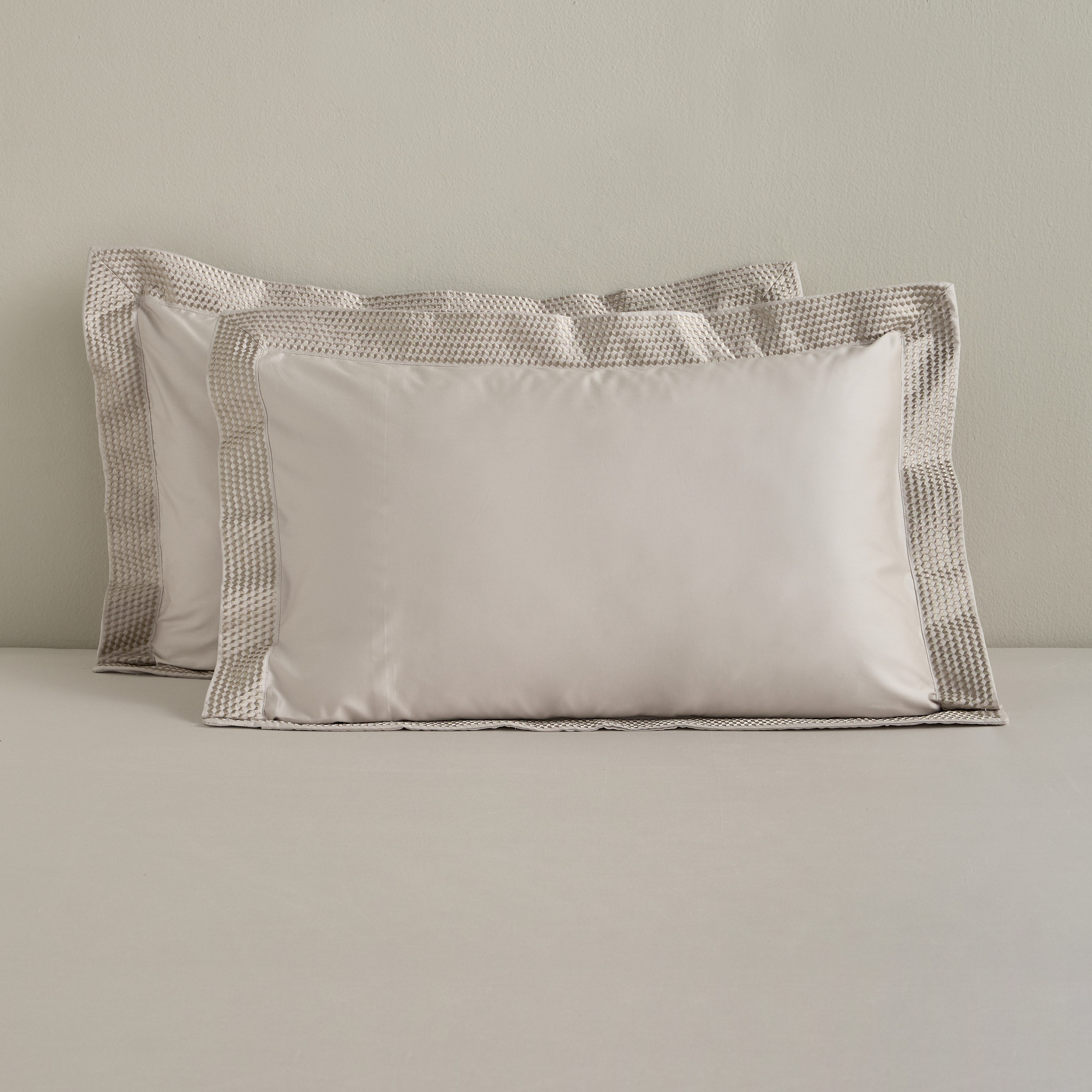 Sydney Egyptian Cotton 600 Thread Count 2-Piece Pillowcase Set - 50x75 cm-household-bedding-sheetsandpillowcases-pillowcases-image-1