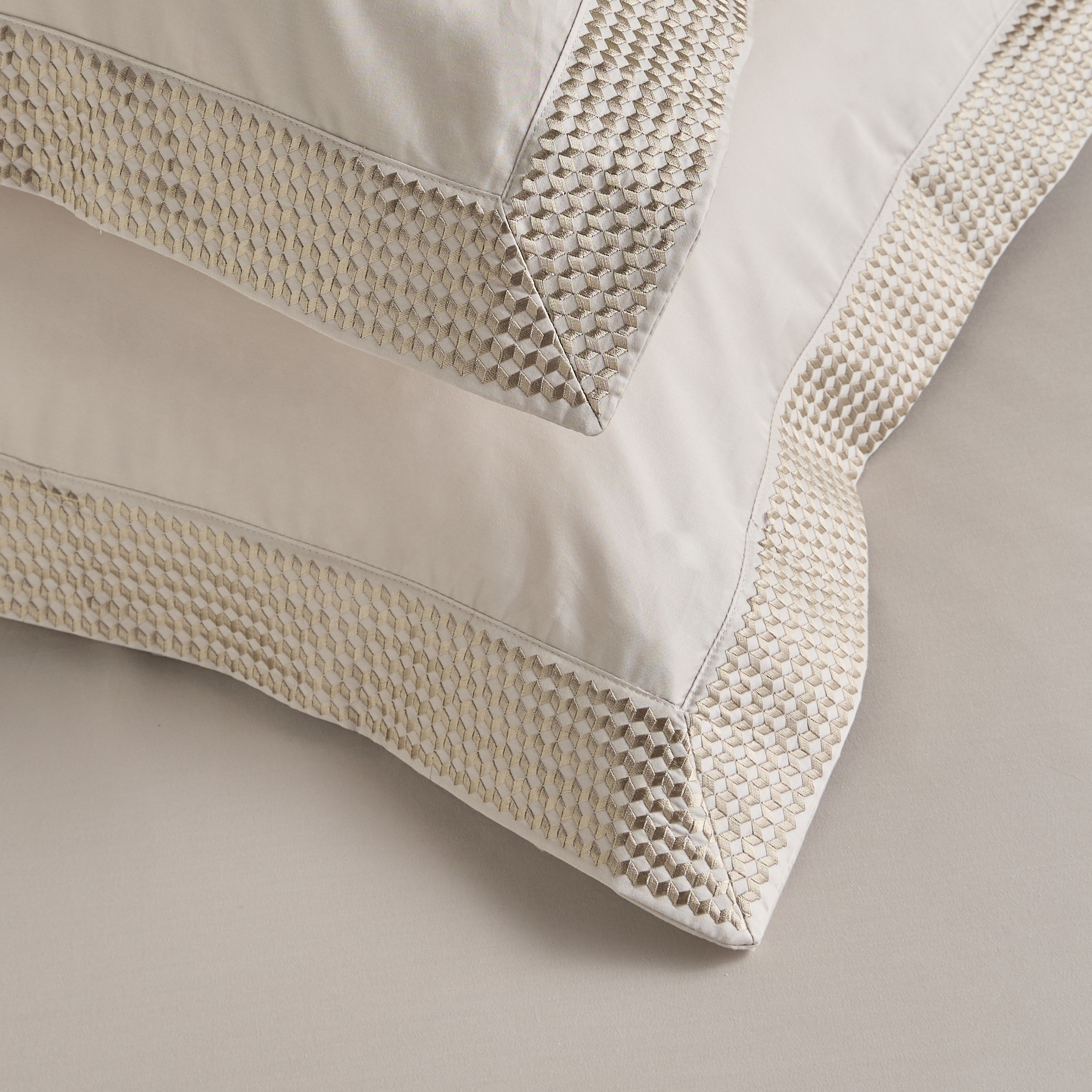 Sydney Egyptian Cotton 600 Thread Count 2-Piece Pillowcase Set - 50x75 cm-household-bedding-sheetsandpillowcases-pillowcases-image-3