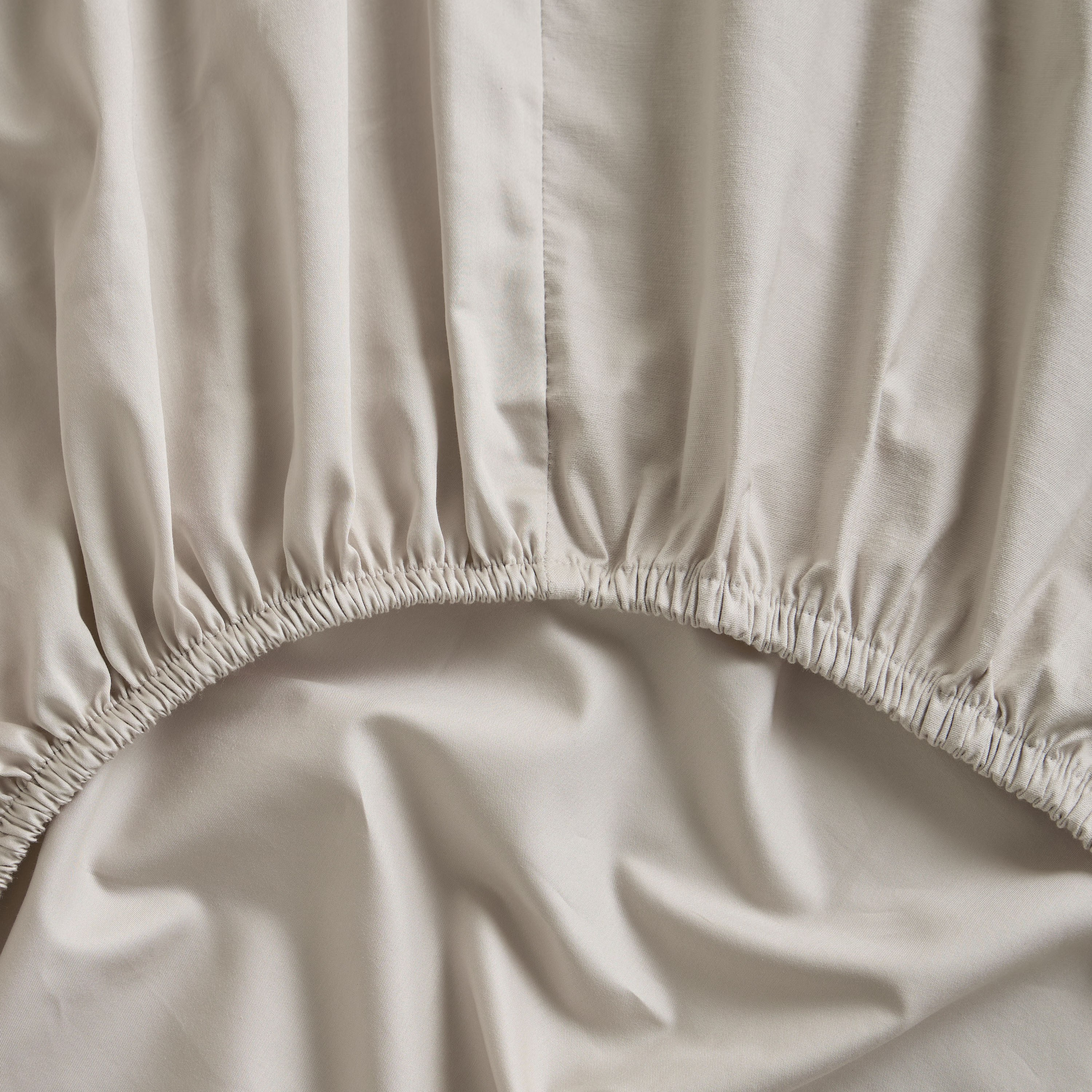 Verona Egyptian Cotton 600 Thread Count Super King Fitted Sheet - 200x205x40 cm-household-bedding-sheetsandpillowcases-fittedsheets-image-2
