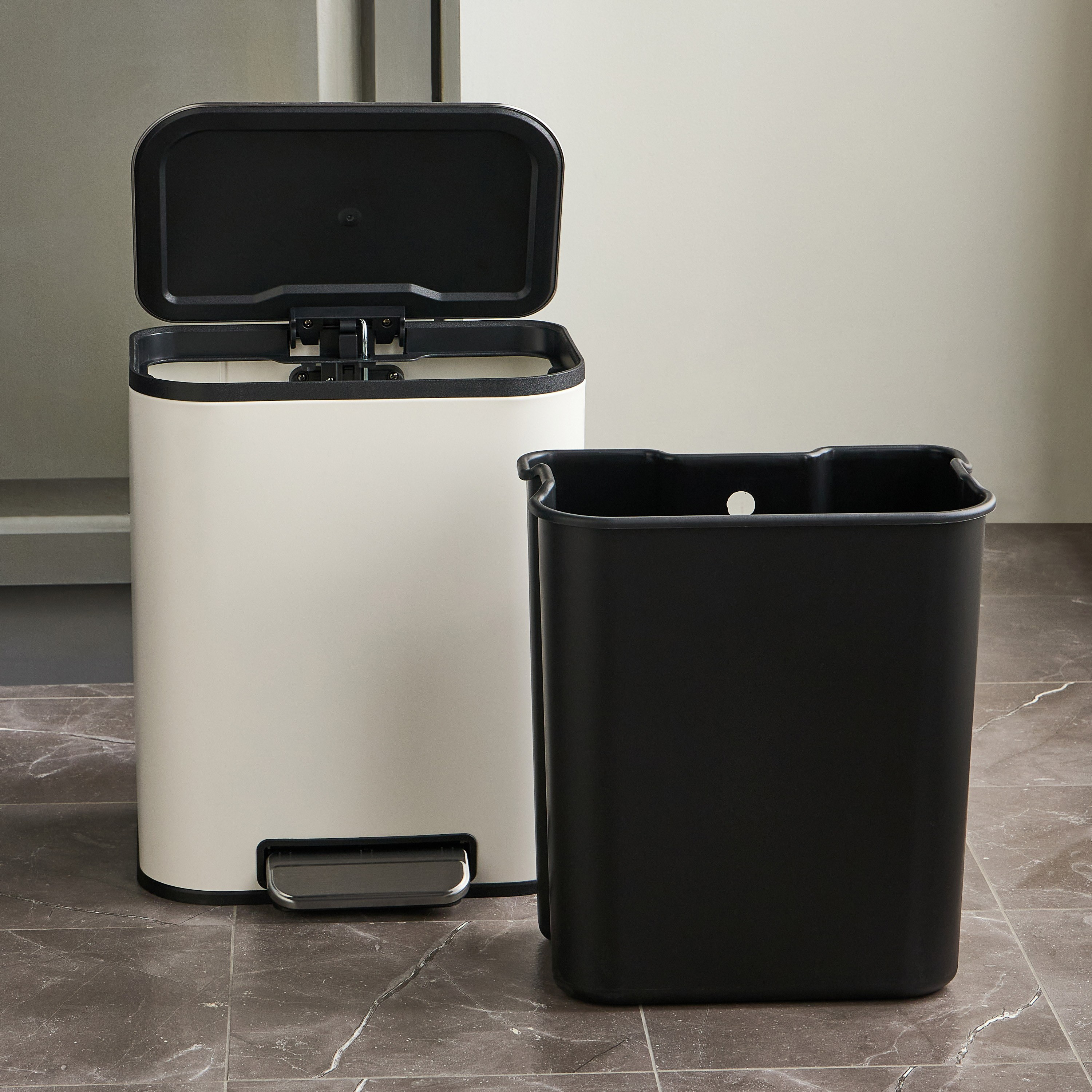 Cooper Pedal Waste Bin - 20 L-household-bathandlaundry-wastebinsandaccessories-image-3