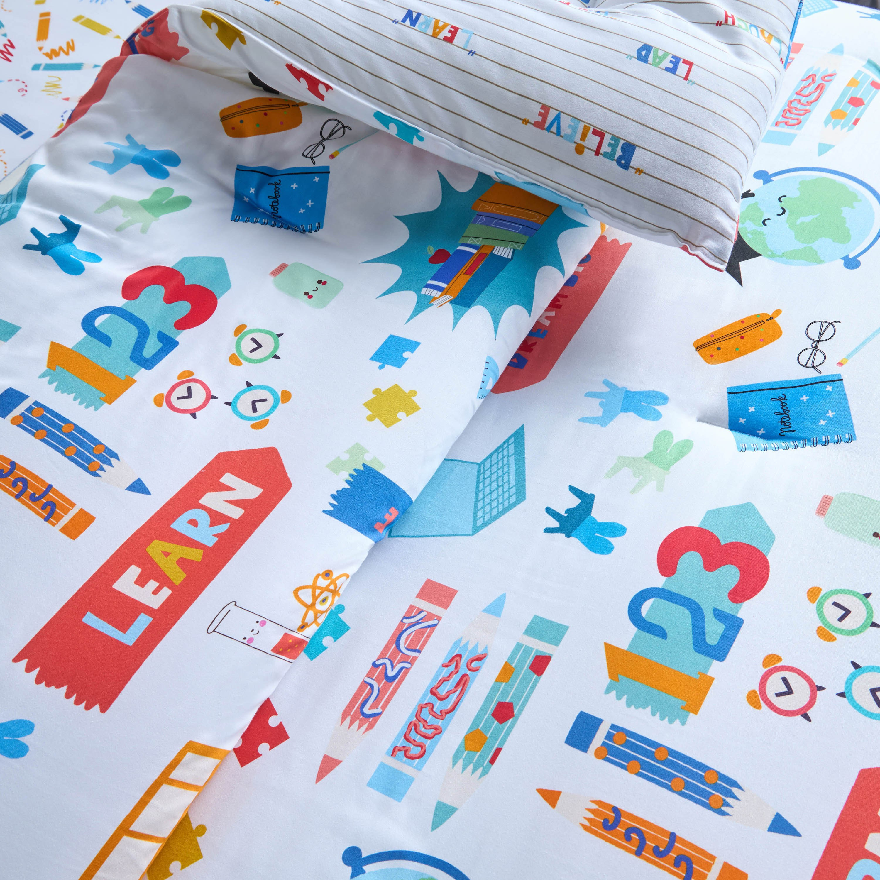 طقم شرشف ولحاف فردي 4 قطع قطن ساتان - ستادي سمارت - 135x220 سم-babyandkids-beddingandwindows-bedding-comforters-image-4