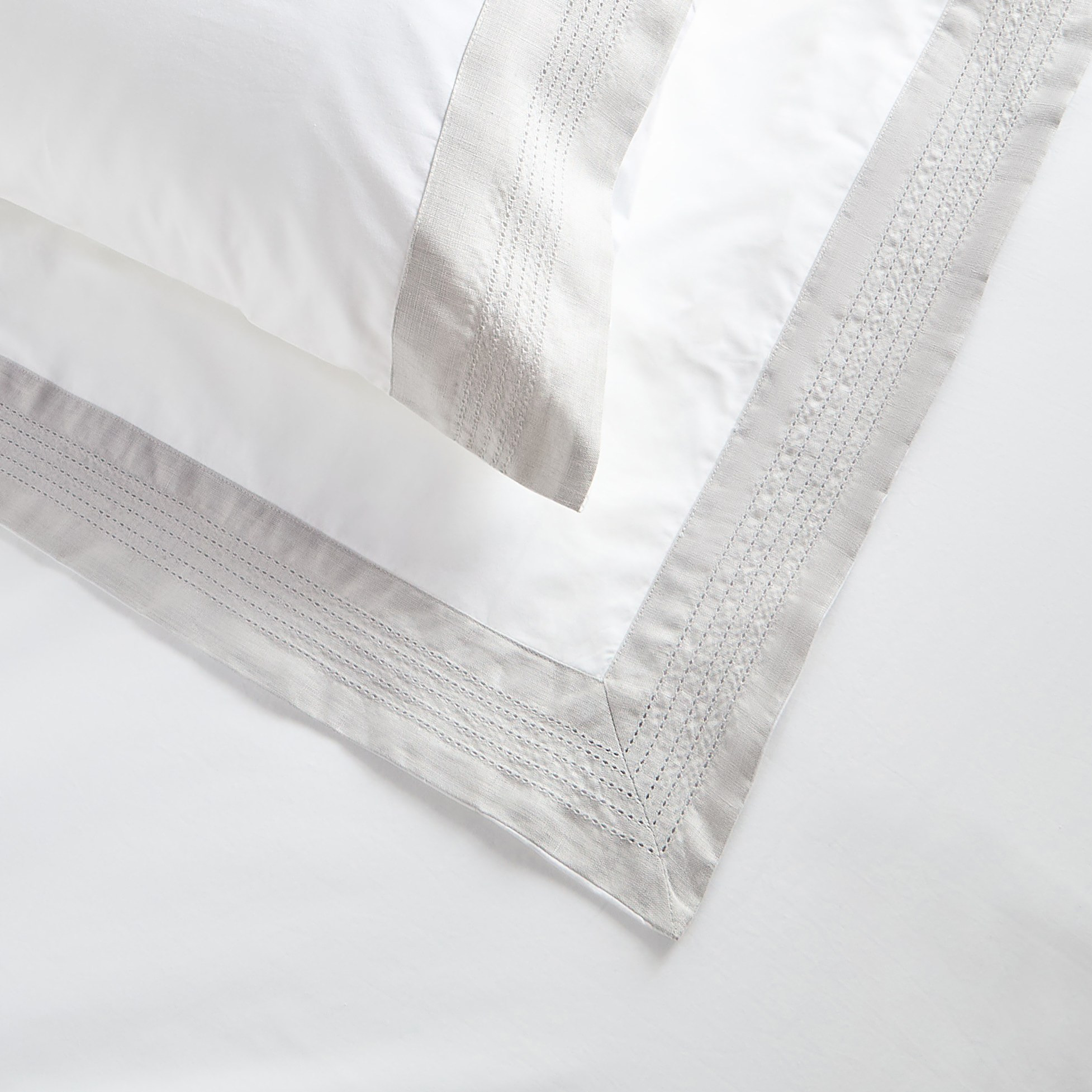 Velair Egyptian Cotton 400 Thread Count 3-Piece Super King Duvet Cover Set - 220x260 cm-household-bedding-duvetandcovers-duvetcovers-image-4