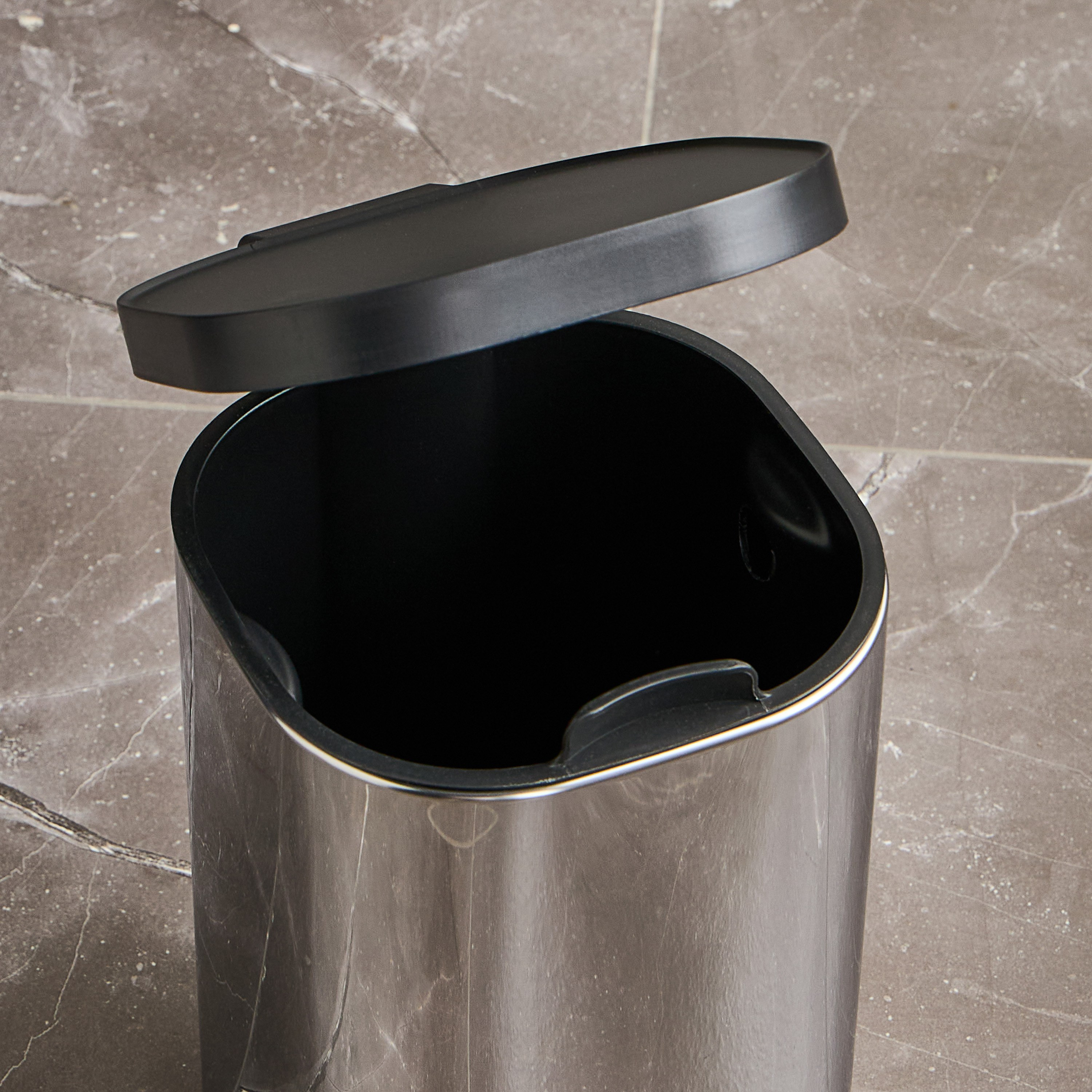 Ricco Step Waste Bin - 3 L-household-bathandlaundry-wastebinsandaccessories-image-4