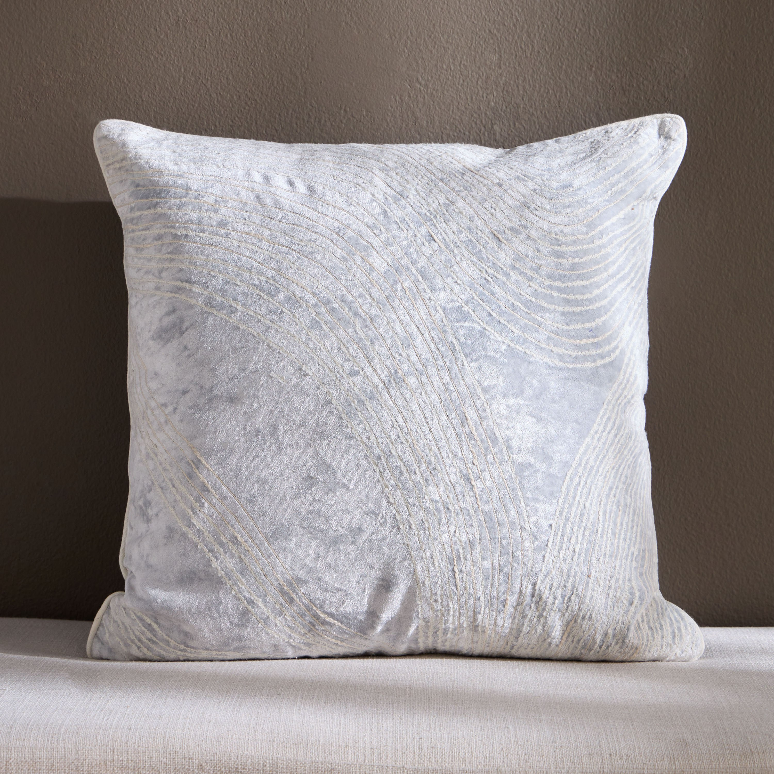 وسادة محشوة بطبعات حديقة - بوراس - 50×50 سم-household-cushionsandthrows-filledcushions-decorativecushions-image-1