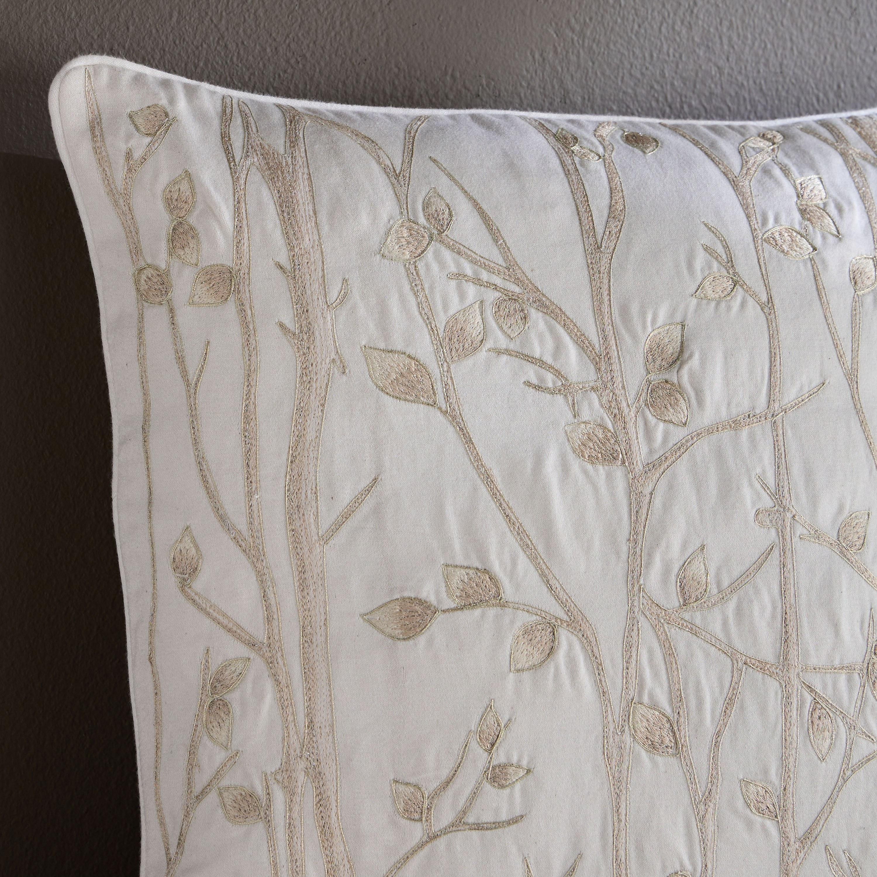 وسادة محشوة مطرزة - سولانا - 50x50 سم-household-cushionsandthrows-filledcushions-decorativecushions-image-2