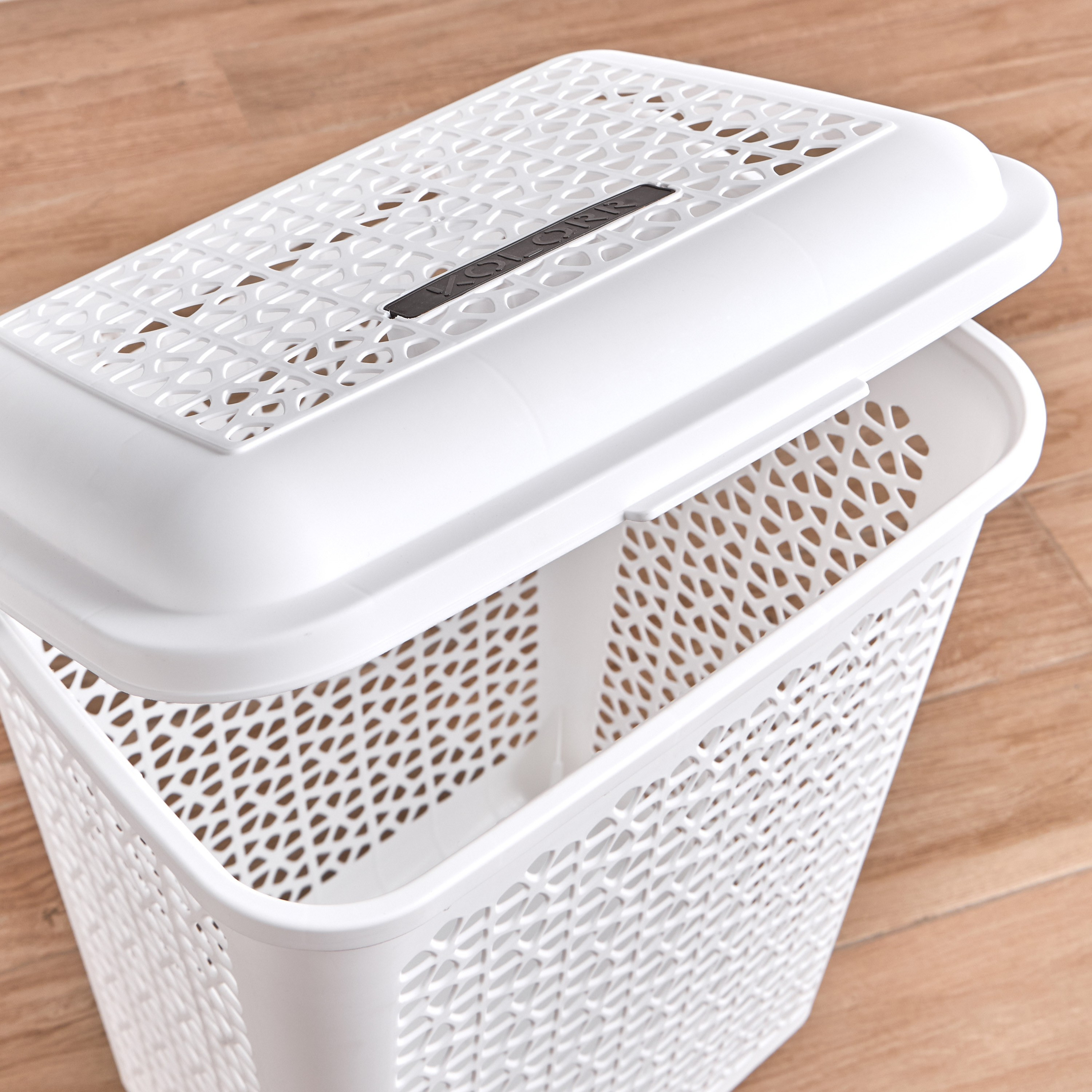 Tusca Laundry Basket With Lid-household-bathandlaundry-laundrysolutions-laundryhampers-image-3