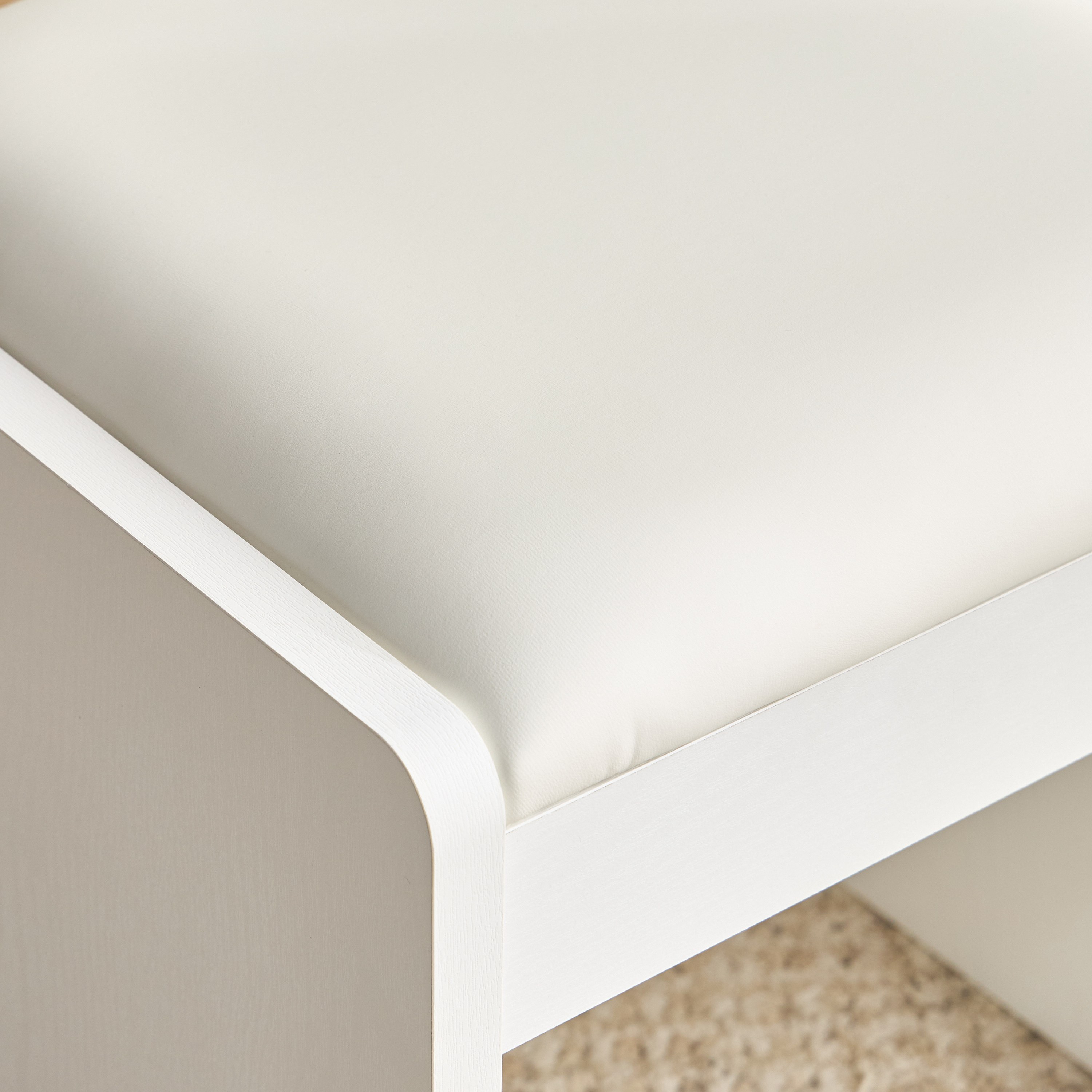 مقعد - لومي-furniture-bedroom-dressersandmirrors-image-3
