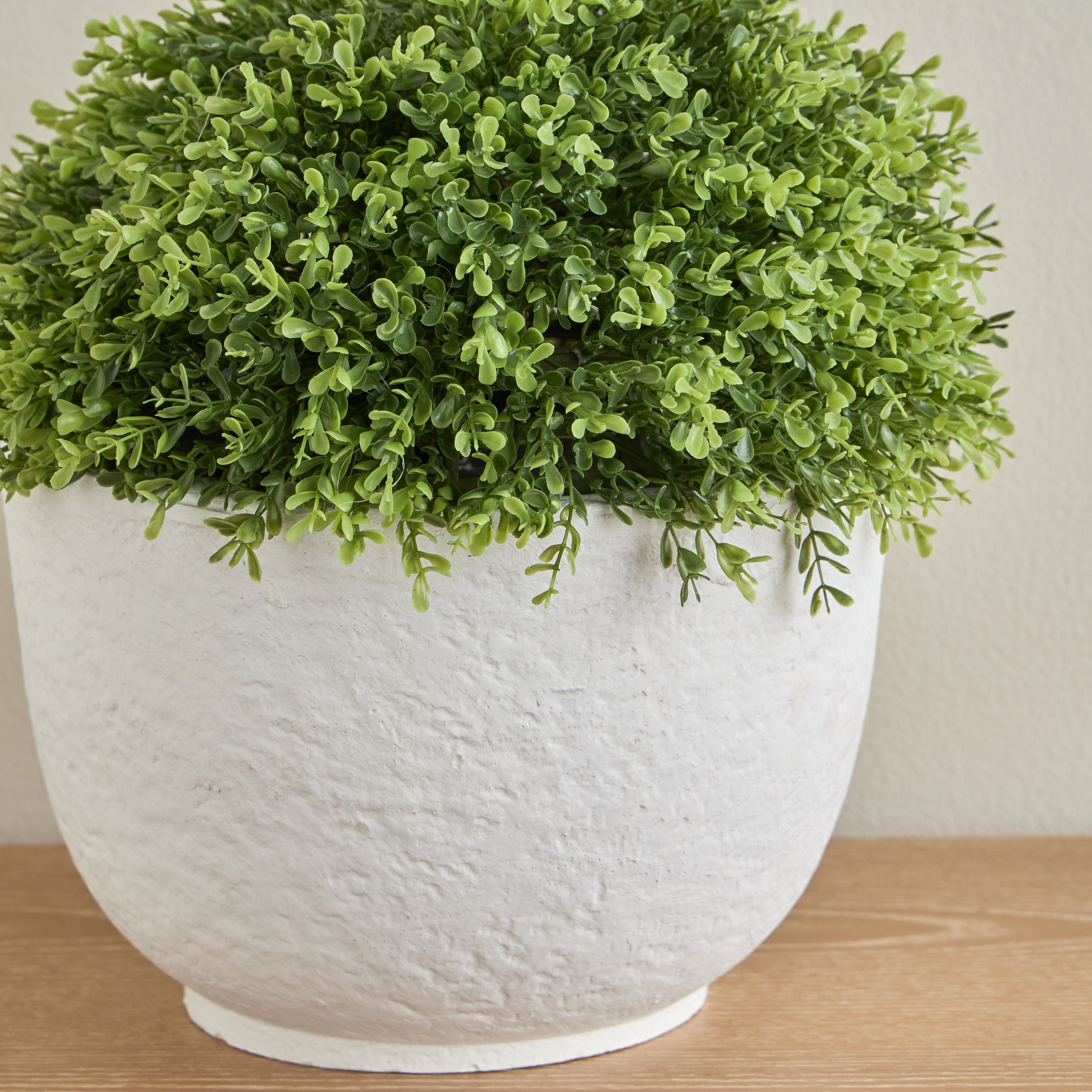 Chantilly Boxwood Topiary Plant in Pot - 35 cm-household-gardenandoutdoor-artificialplants-pottedplants-image-2