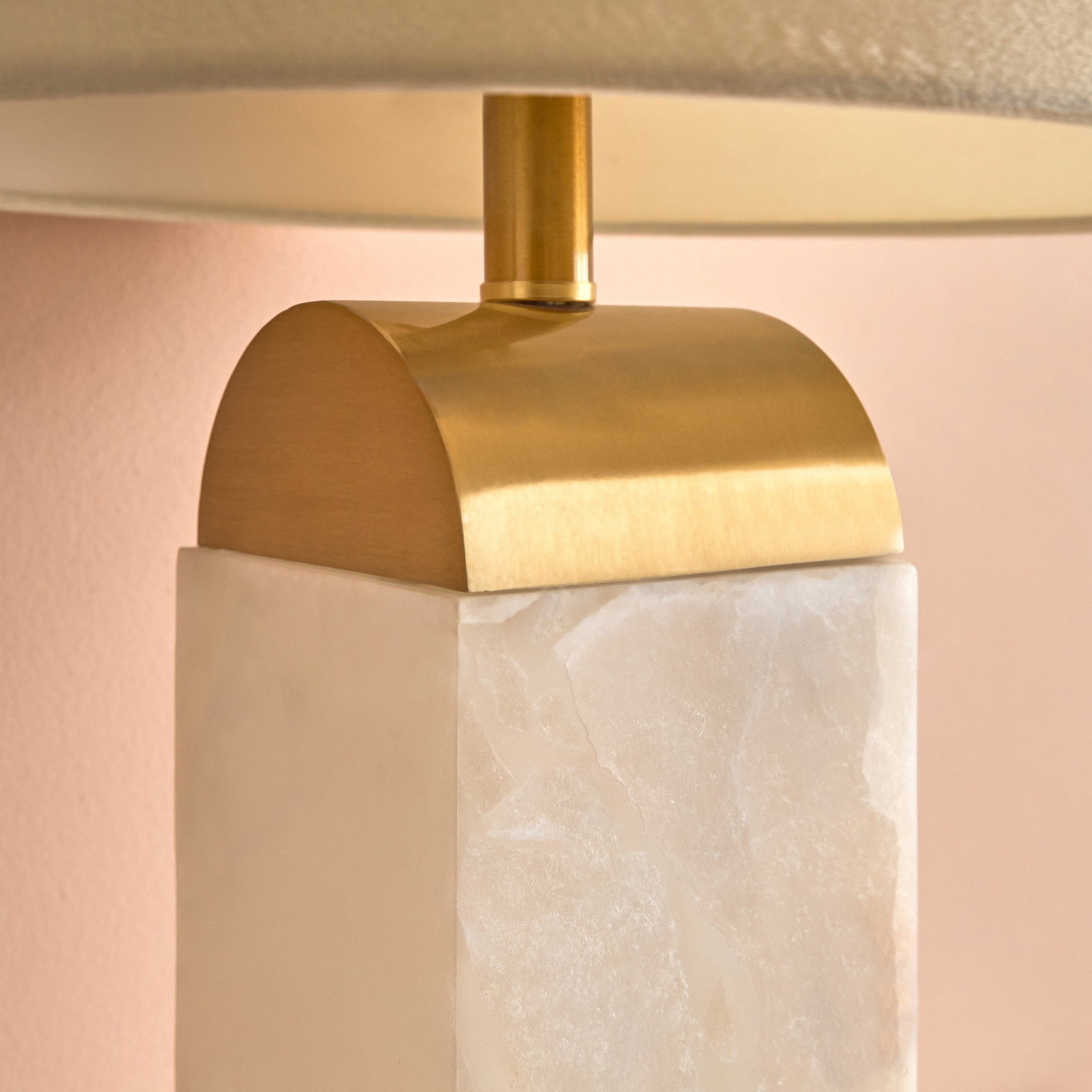 Quillan Alabaster Marble Table Lamp - 69 cm-household-lighting-tableanddesklamps-image-3