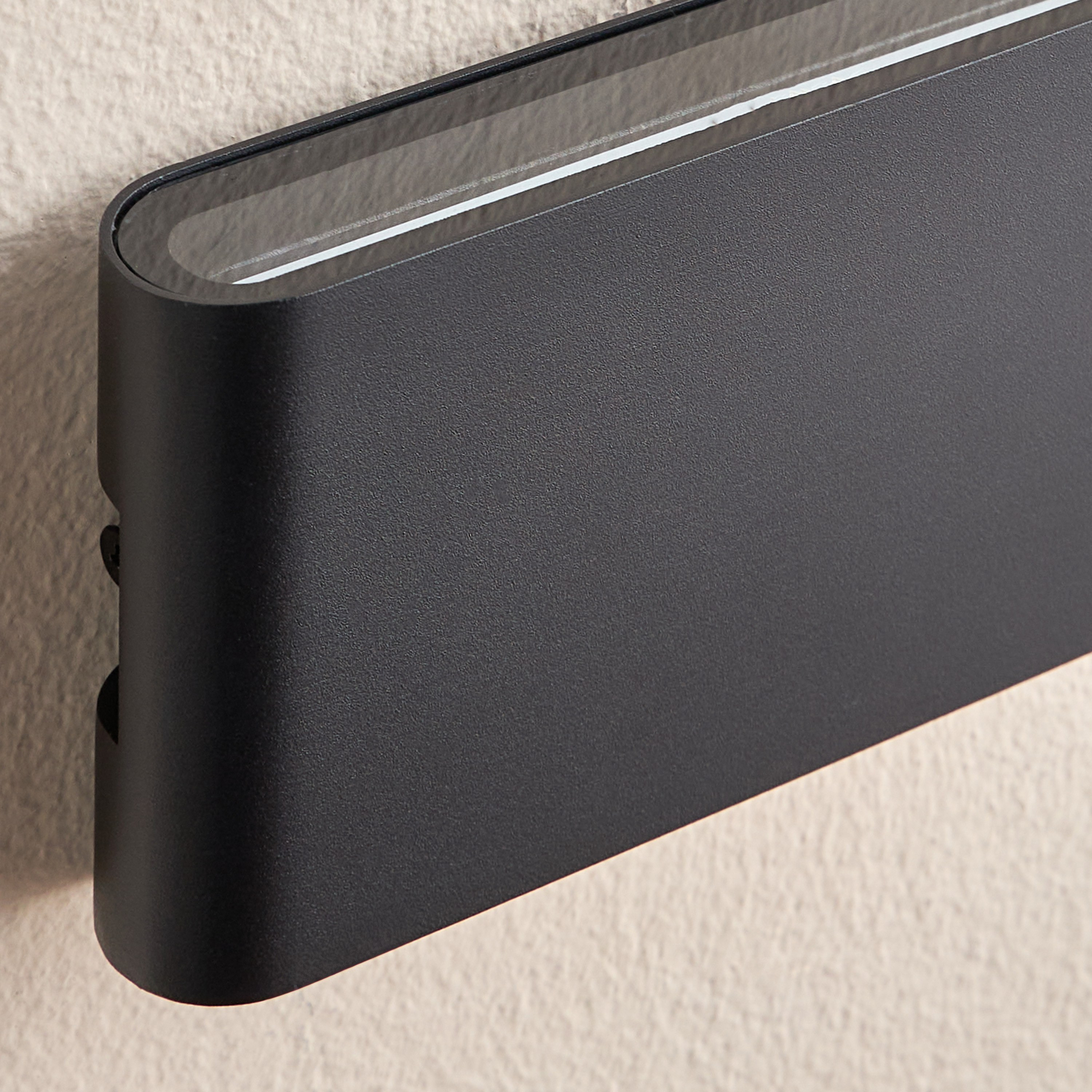 Kelce Metal LED Wall Lamp-household-lighting-walllamps-image-3
