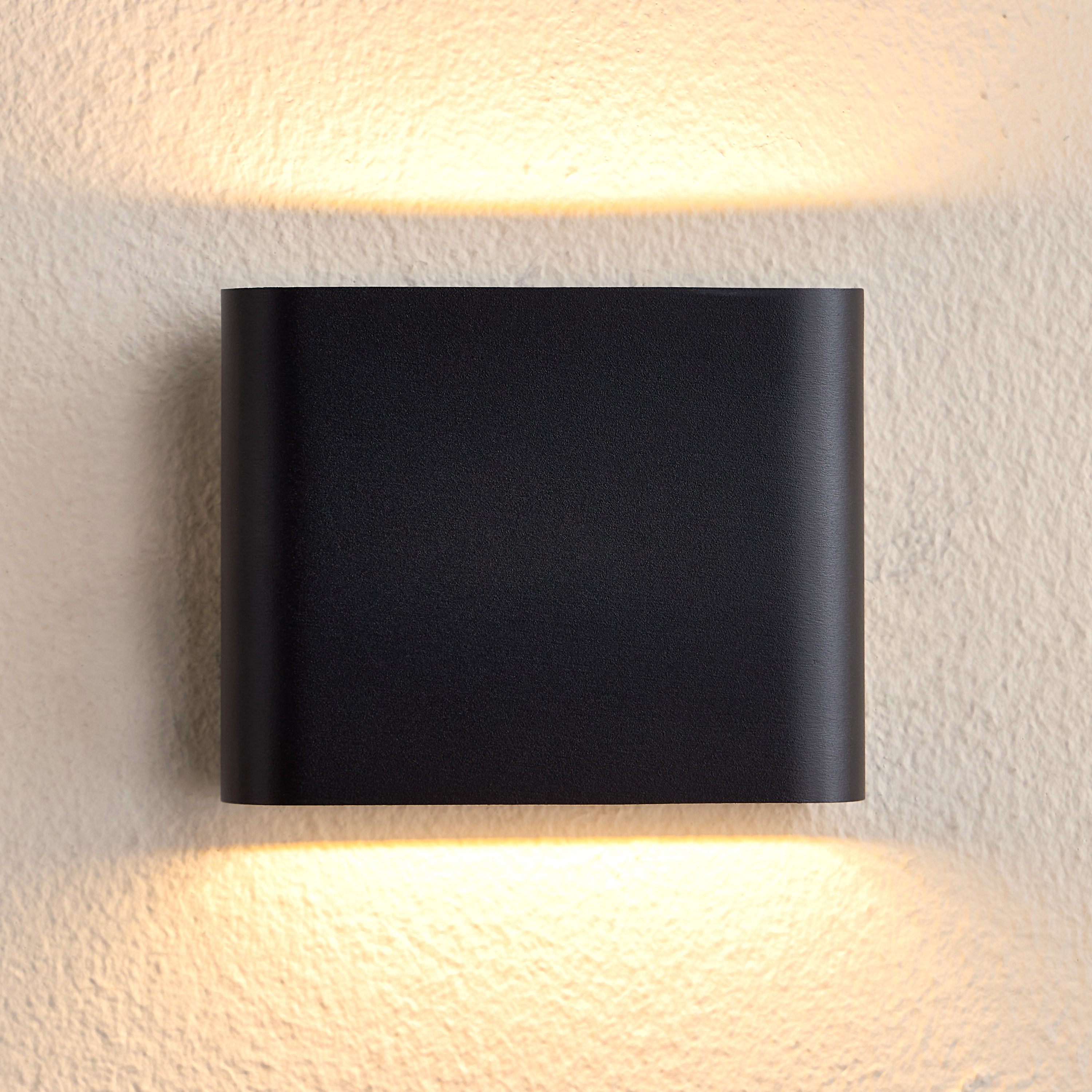 Kelce Metal LED Wall Lamp-household-lighting-walllamps-image-2