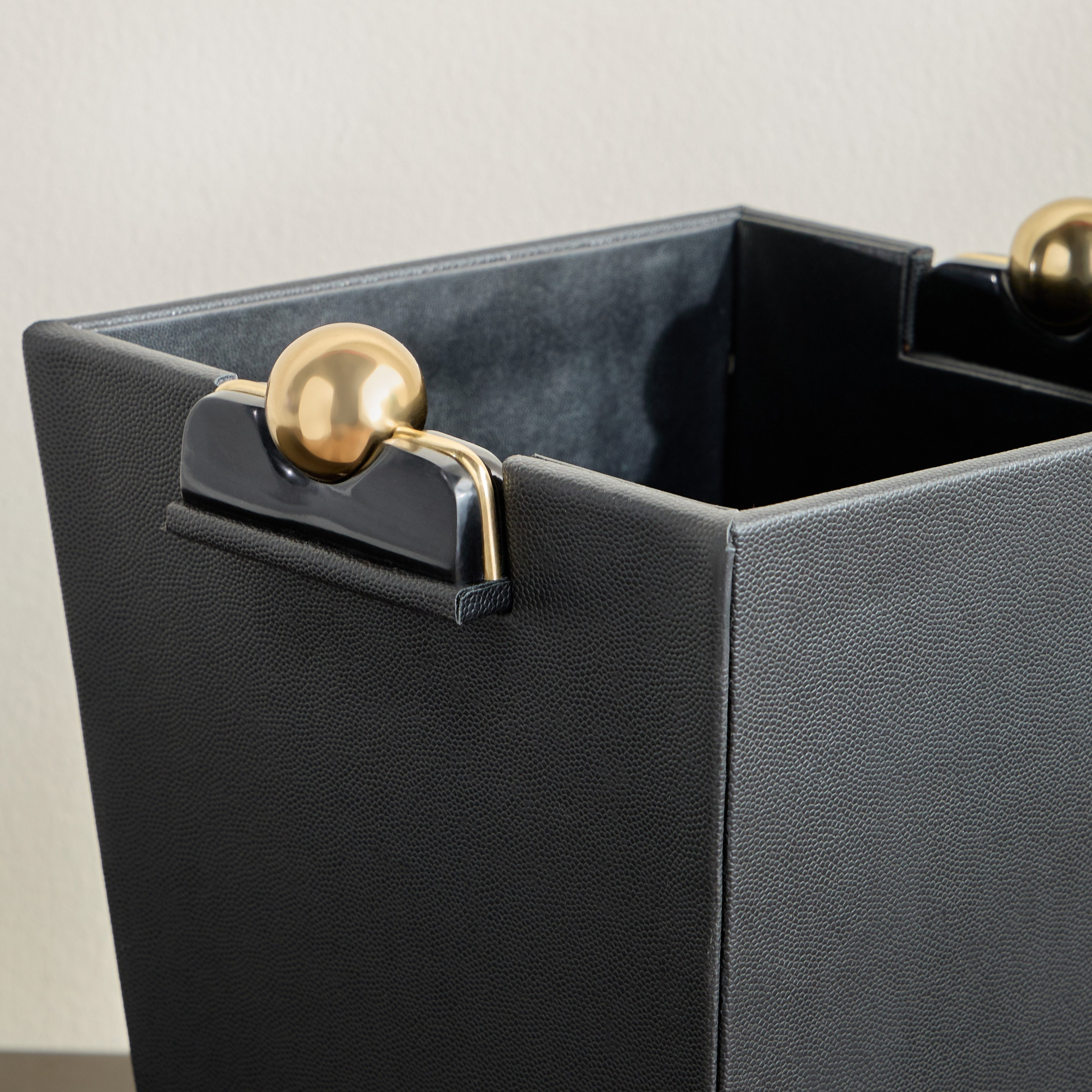 Fatima Arpino Bin-household-decor-boxesandtrays-image-2