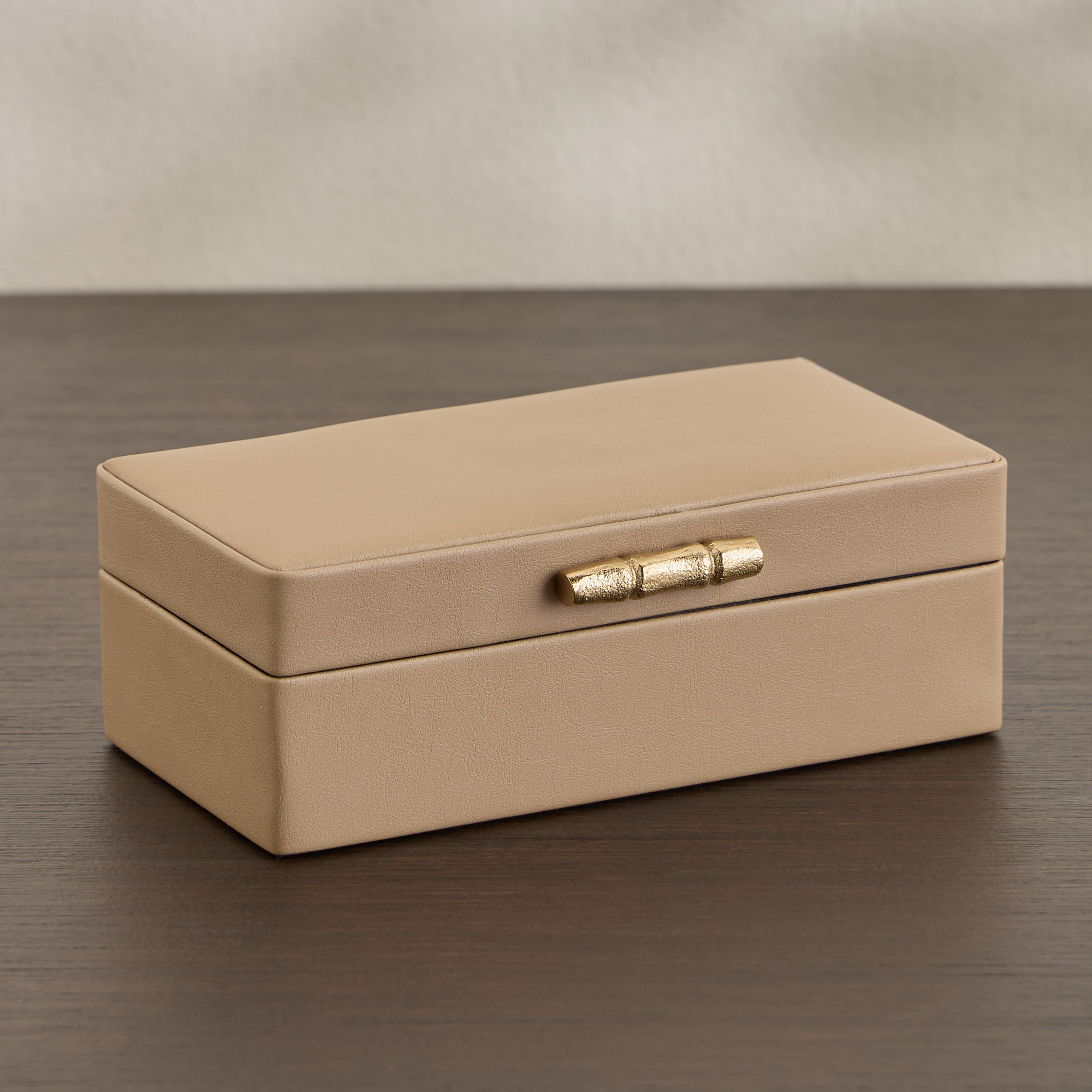 صندوق ديكور - إيفورو من هدى-household-decor-boxesandtrays-image-1