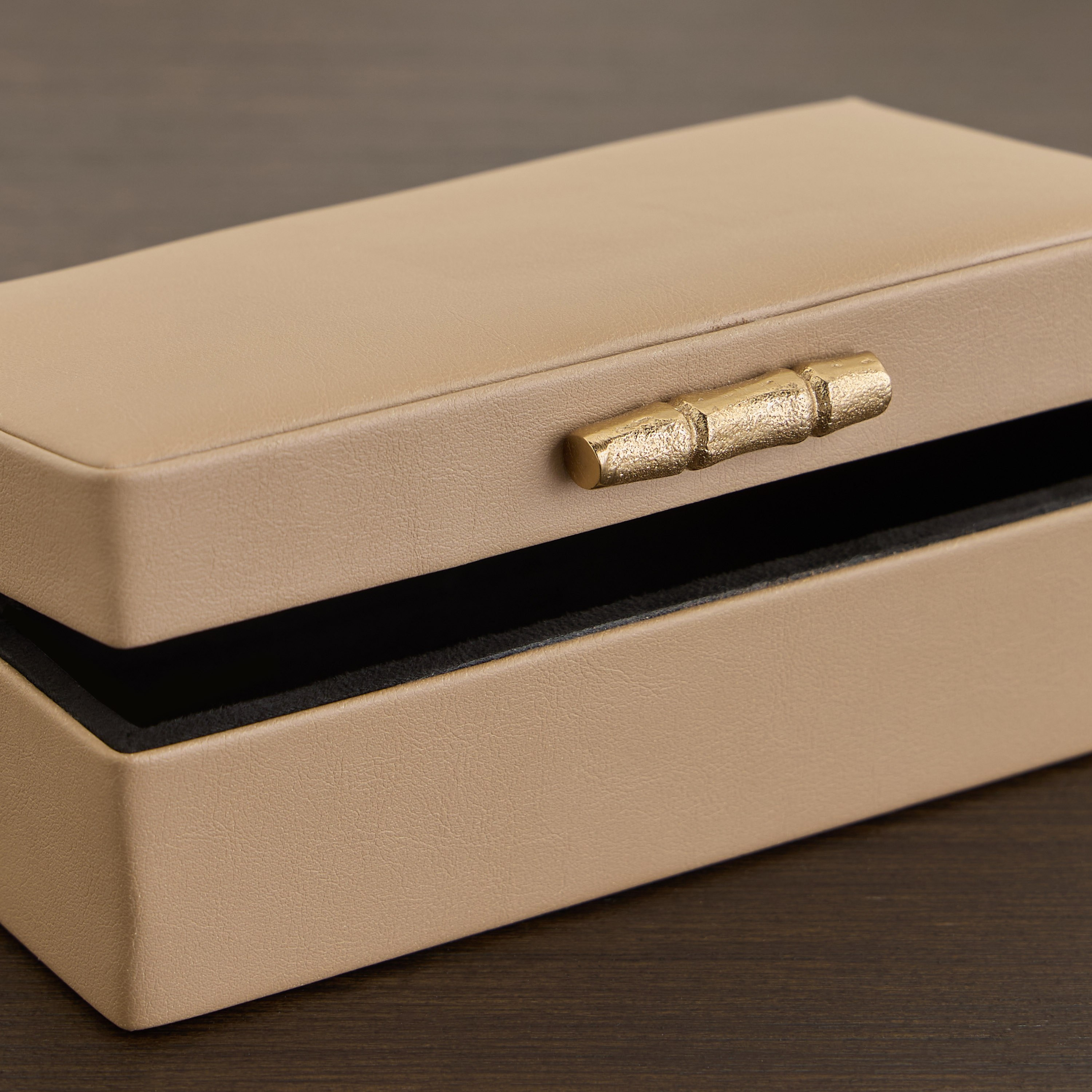 صندوق ديكور - إيفورو من هدى-household-decor-boxesandtrays-image-3