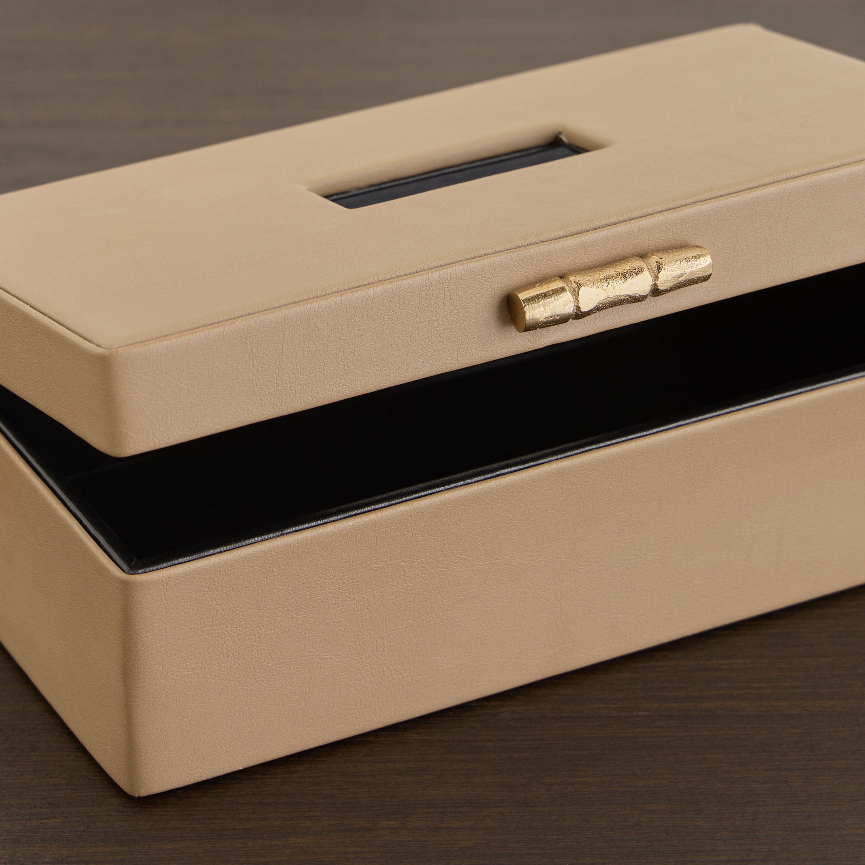 Huda Evoro Tissue Holder-household-decor-boxesandtrays-image-3