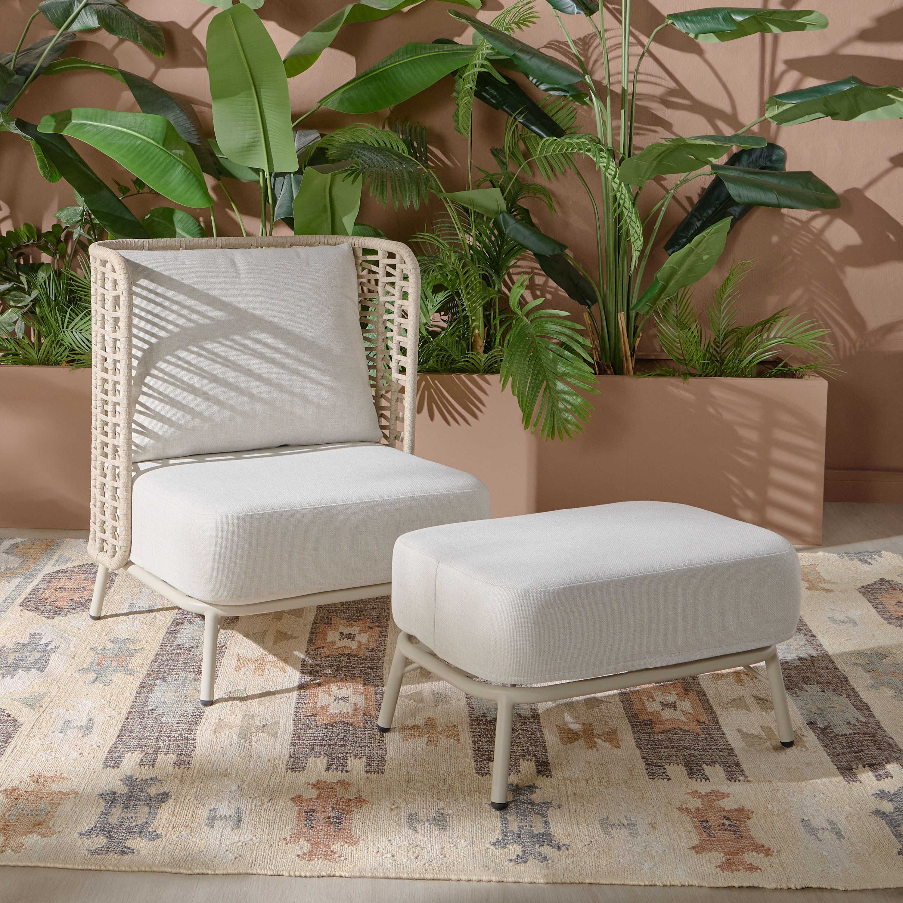 Captain Chair with Stool