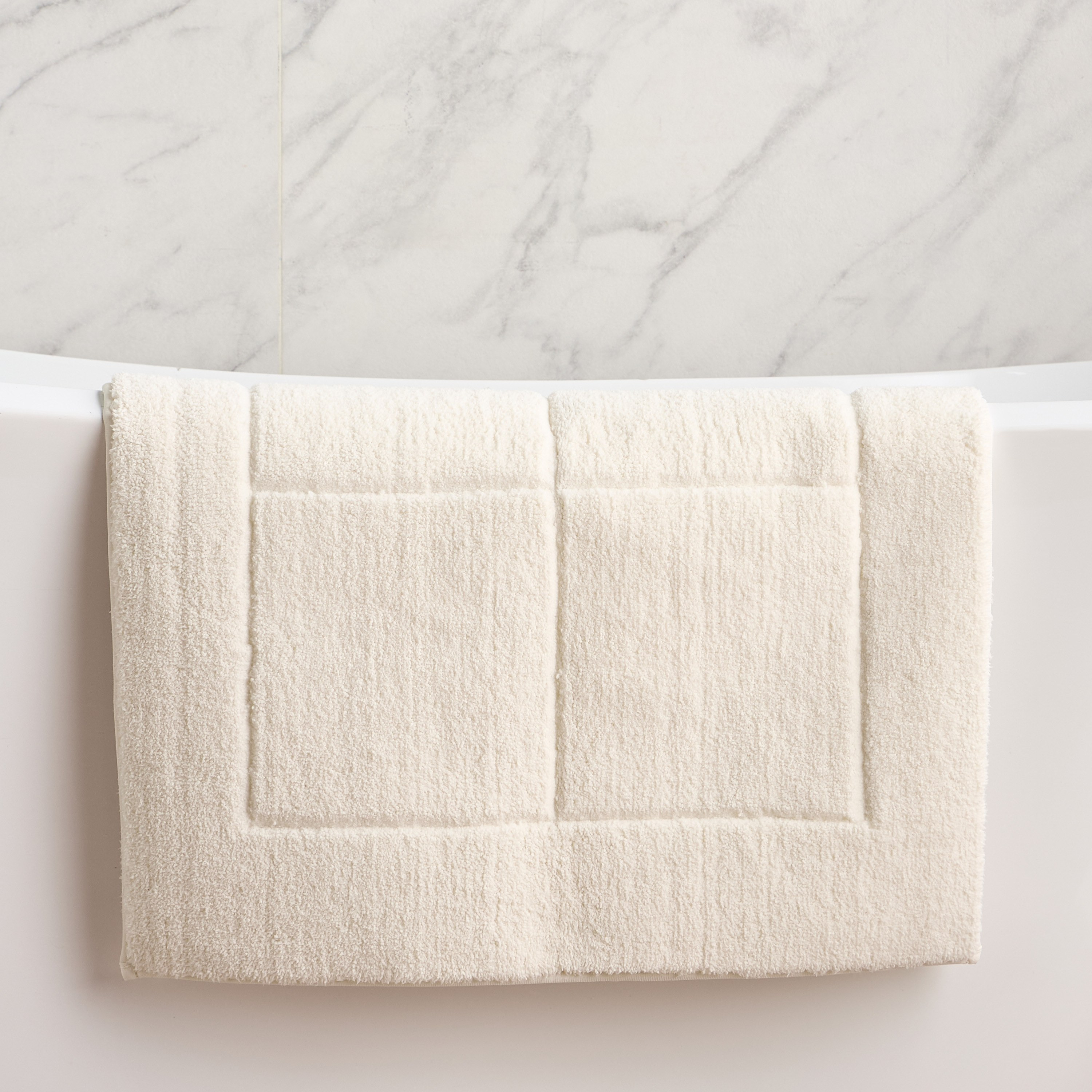 دعاسة حمّام بتصميم محفور - 60×90 سم-household-bathandlaundry-bathlinen-bathmatsandtubmats-image-2