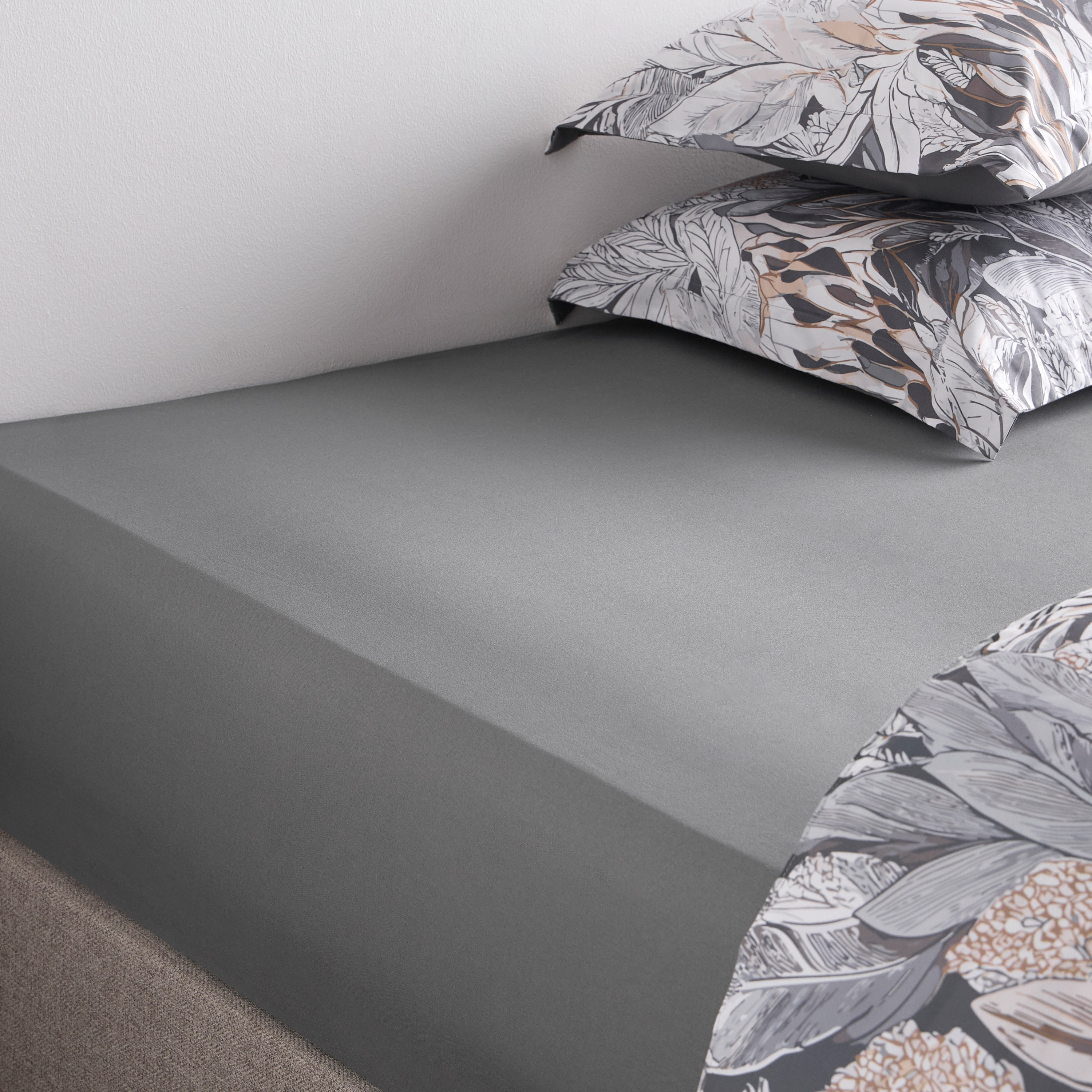 Charlene Microfibre Printed 4-Piece Super King Comforter Set - 240x260 cm-household-bedding-comfortersandbedspreads-bedinabag-image-5