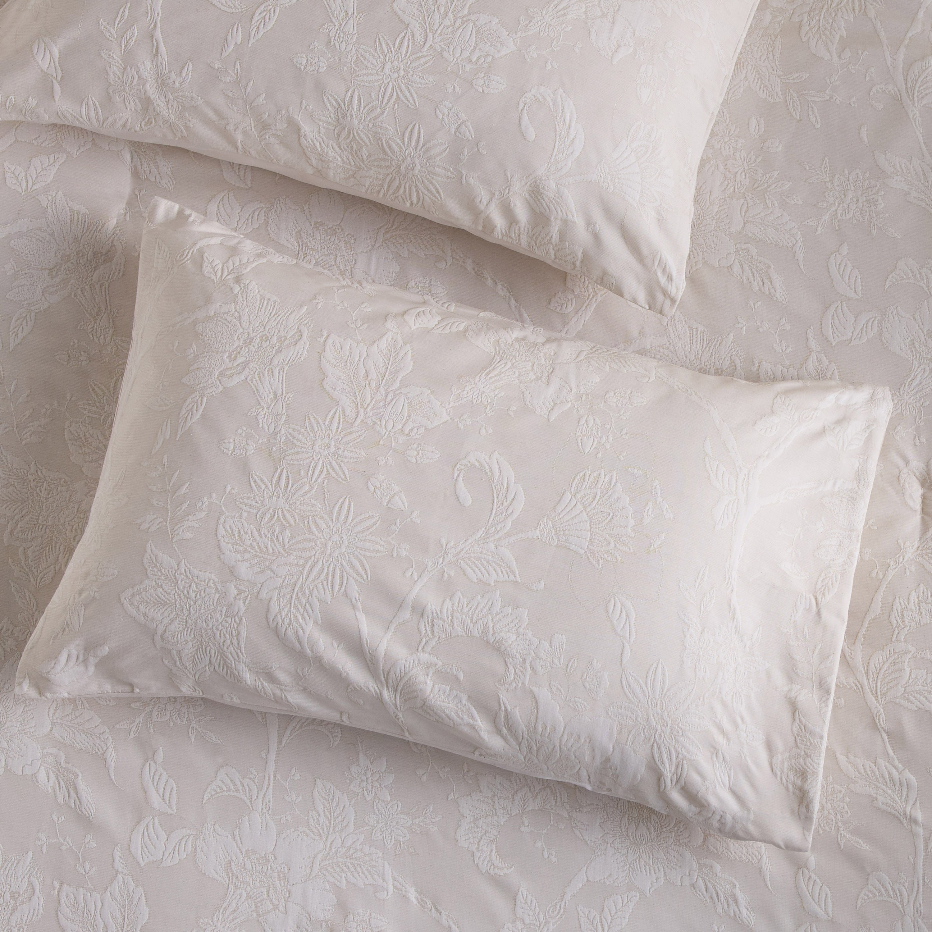Rupert Cotton Jacquard 230 Thread Count 3-Piece Queen Comforter Set - 200x240 cm-household-bedding-comfortersandbedspreads-comforters-image-3