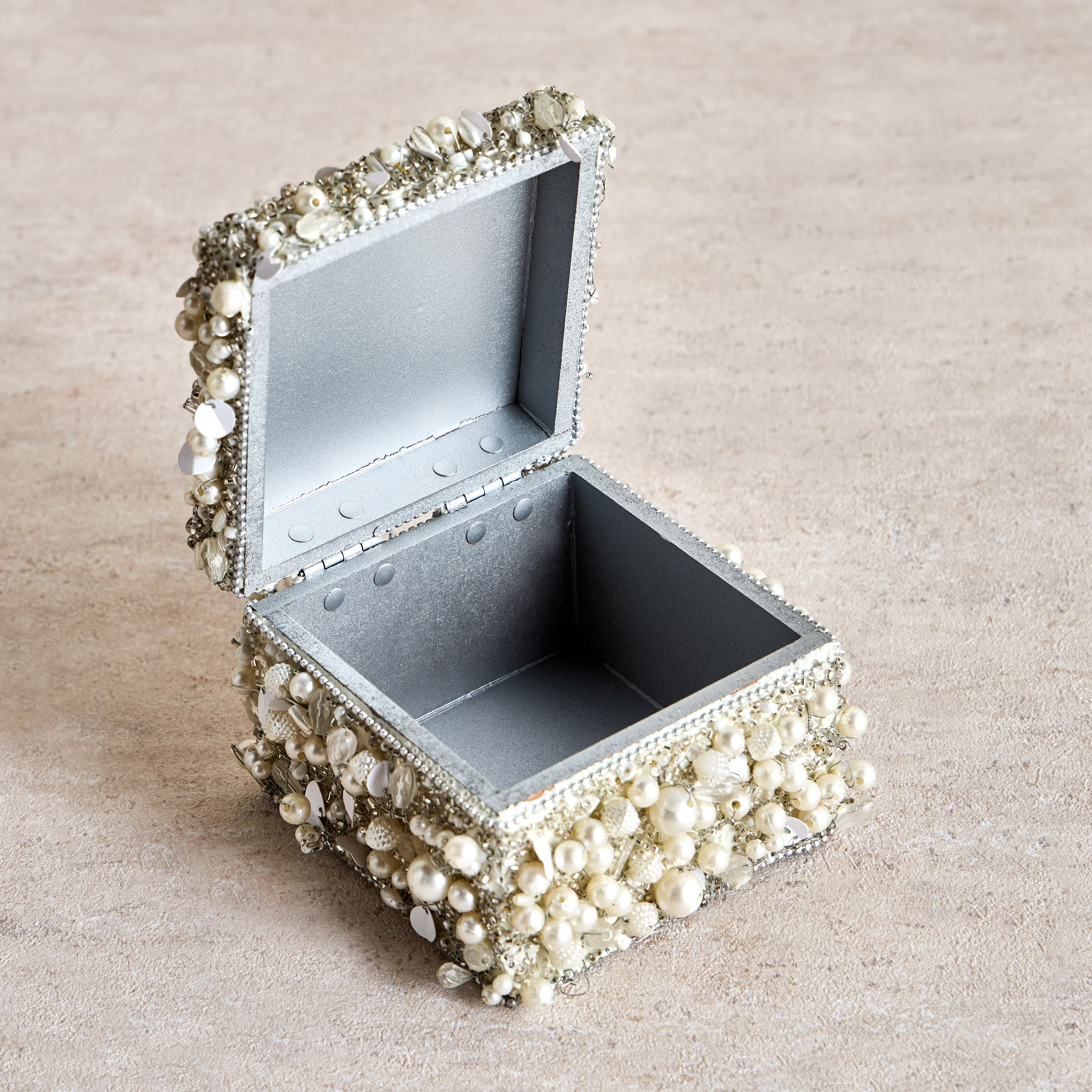 Beaded Decorative Box - 10 cm-household-decor-boxesandtrays-image-2
