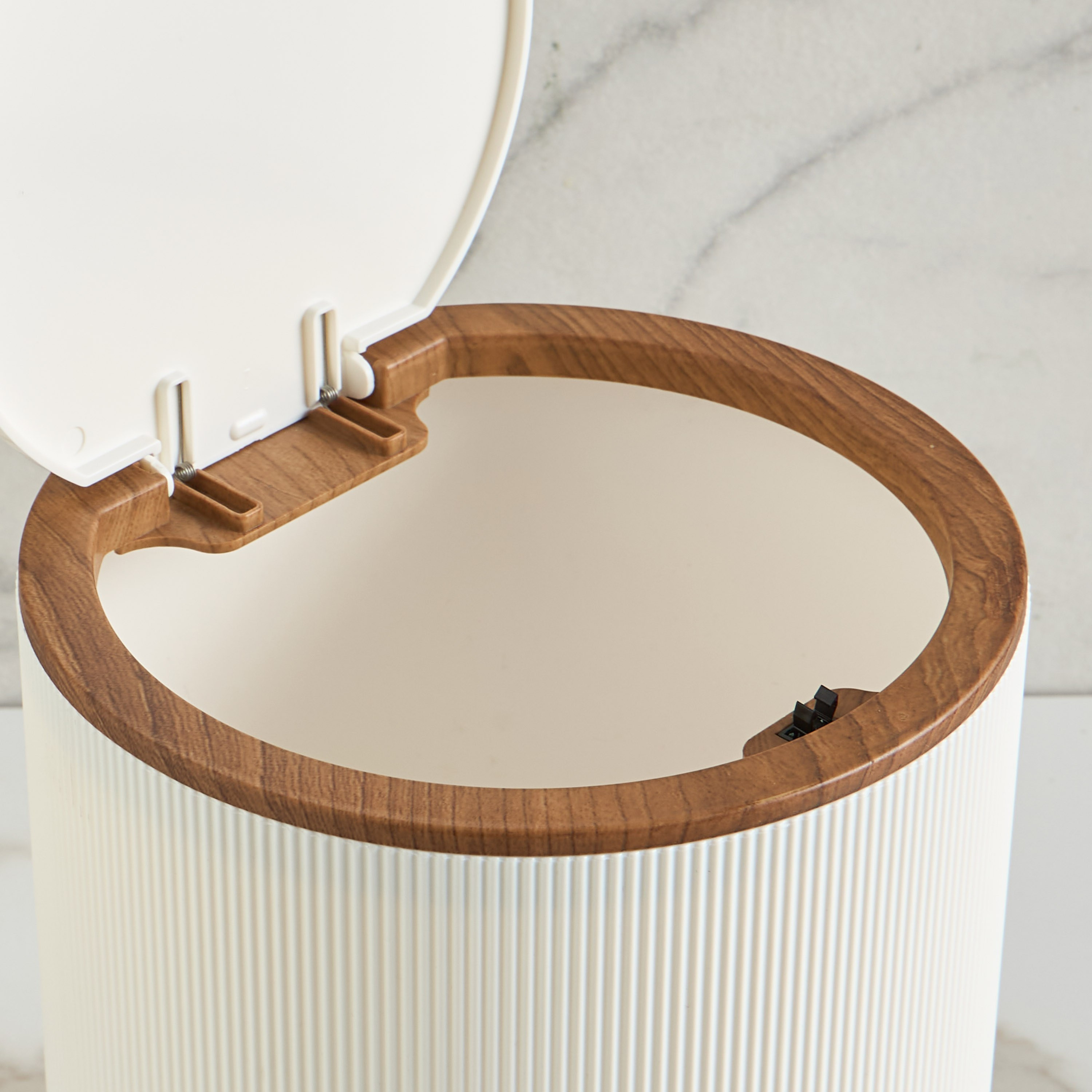 Bella Waste Bin-household-bathandlaundry-wastebinsandaccessories-image-2