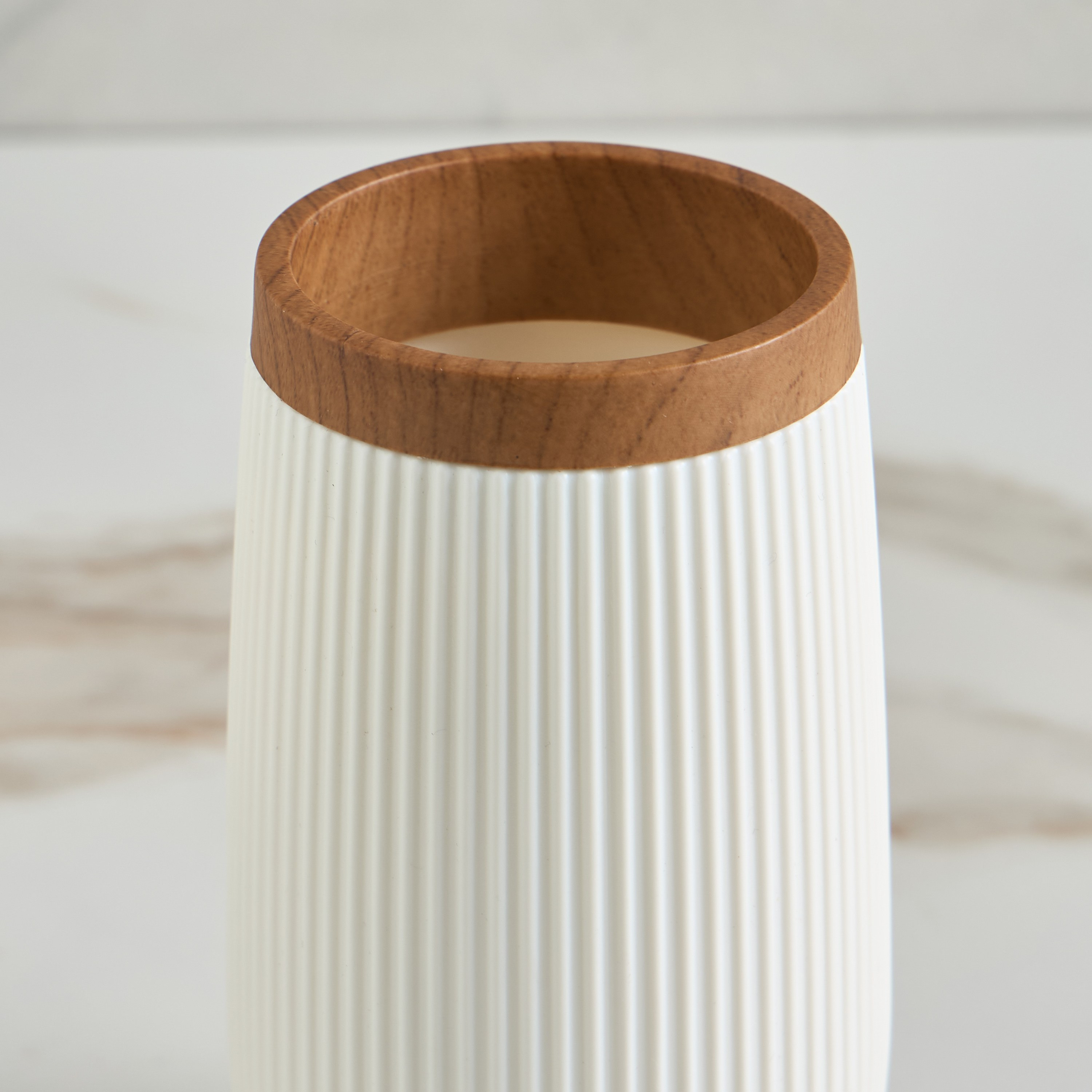Bella Toothbrush Holder-household-bathandlaundry-bathaccessories-toothbrushholdersandtumblers-image-3