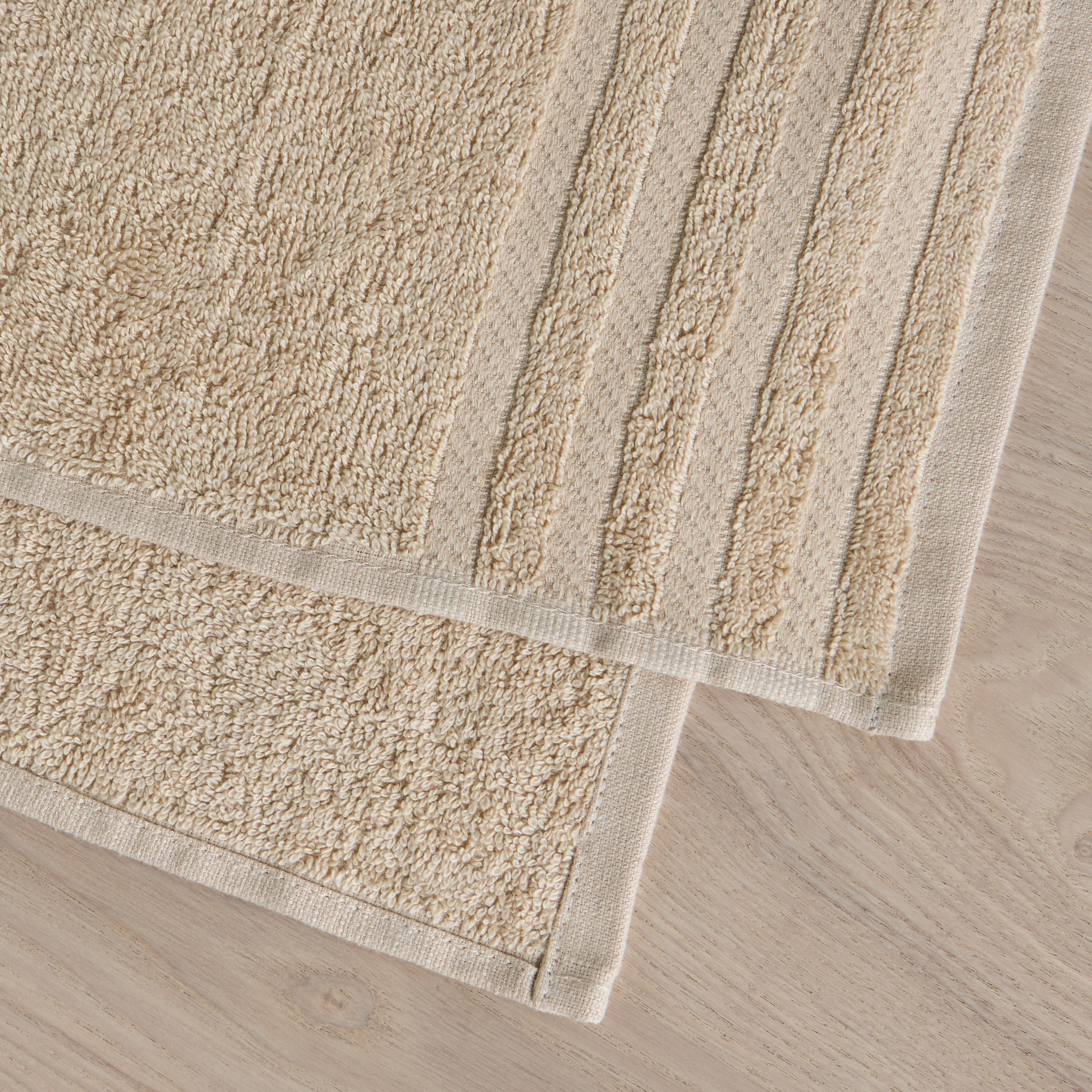 Breeze 2-Piece 450 GSM Cotton Bath Towel Set - 70x127 cm-household-bathandlaundry-bathlinen-towels-image-3