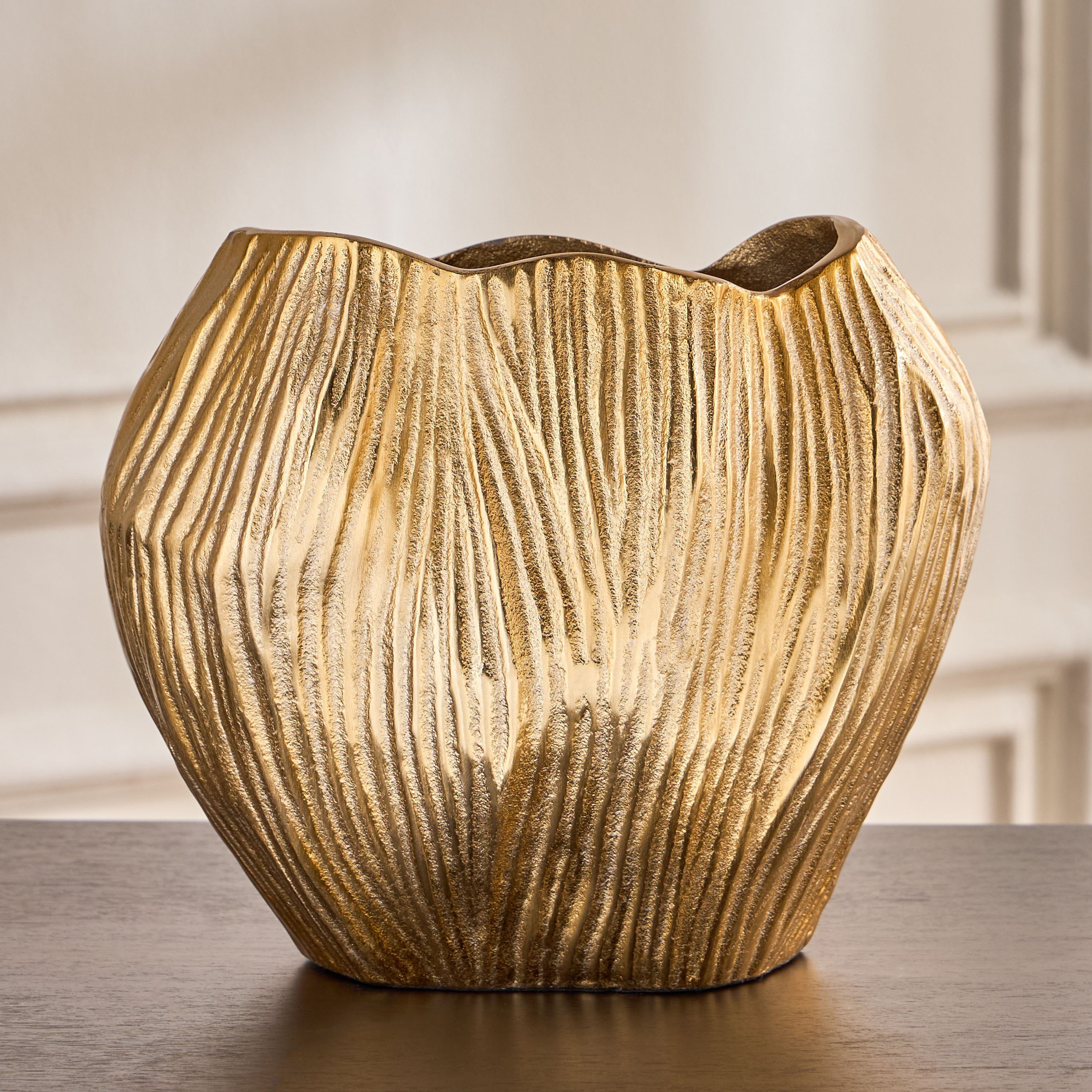 Zale Aluminium Vase - 23 cm-household-decor-vasesandbowls-image-1