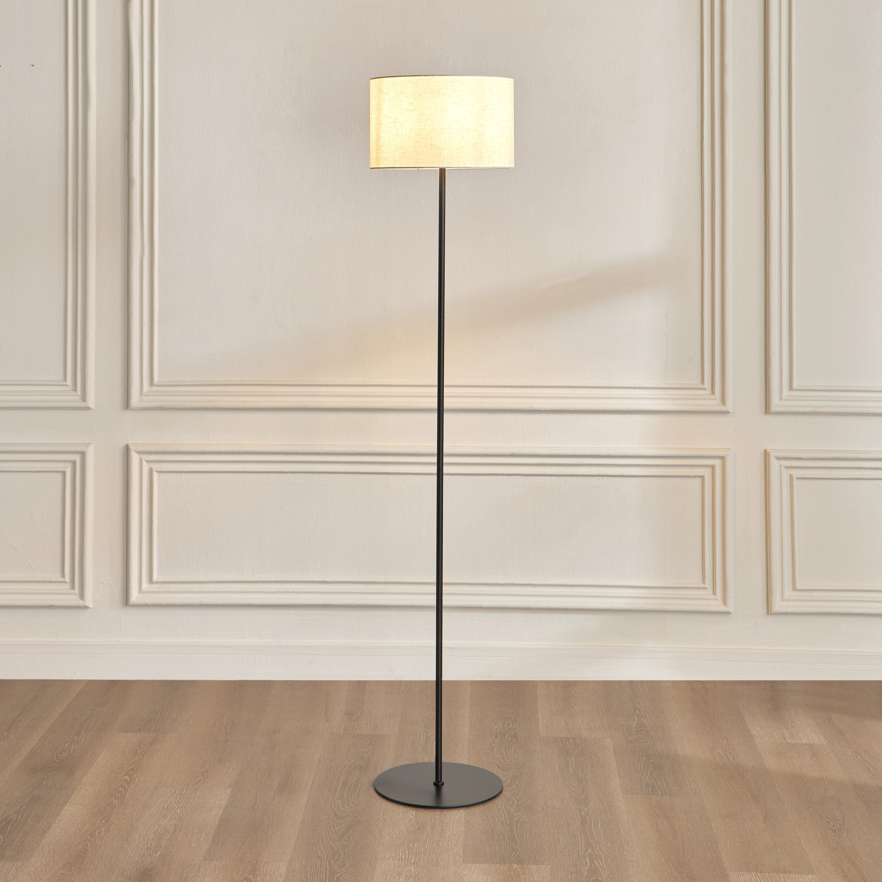 Yuki Metal Floor Lamp - 165 cm-household-lighting-floorlamps-image-2