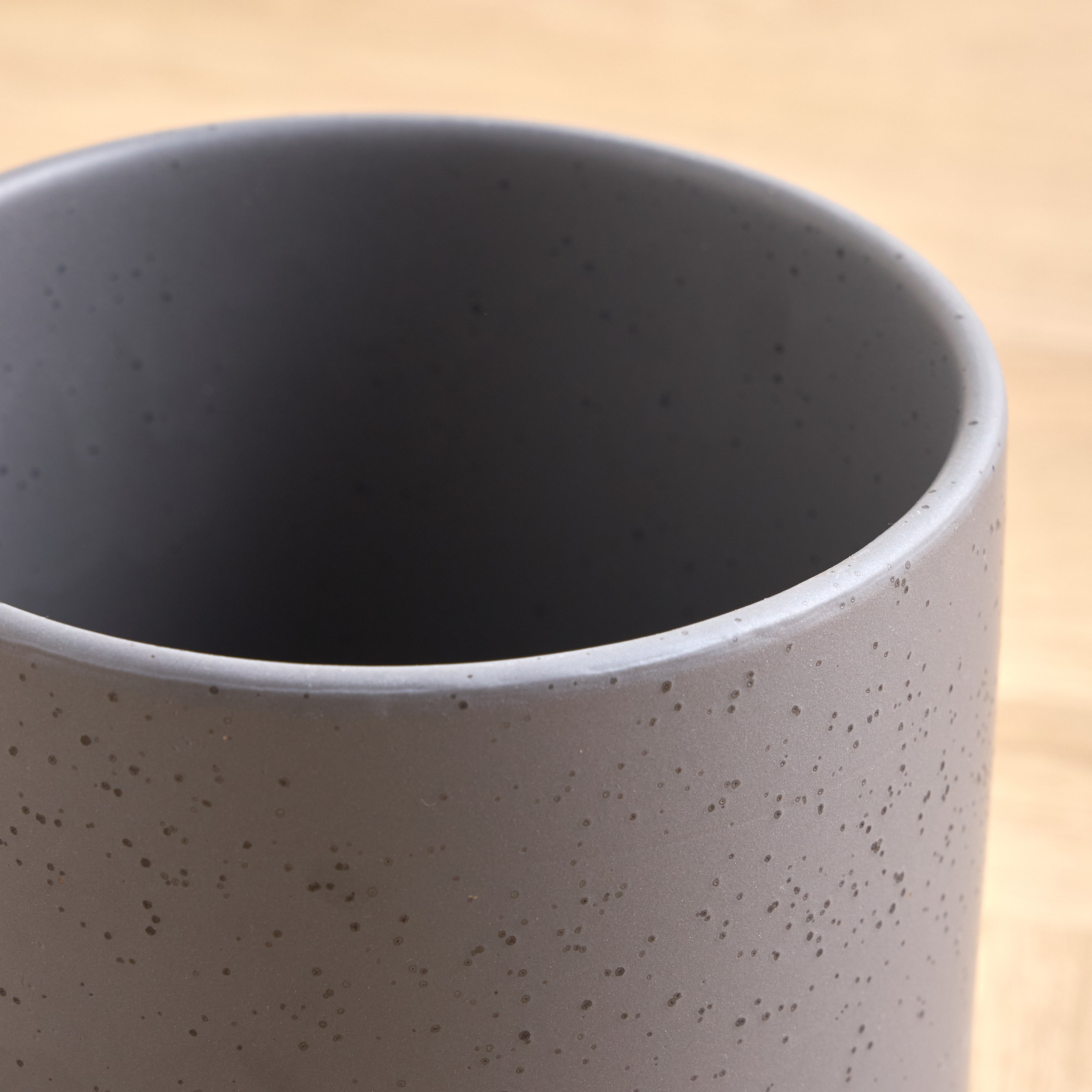 Camella Ceramic Planter with Stand - 22 cm-household-gardenandoutdoor-potsandplanters-planters-image-3