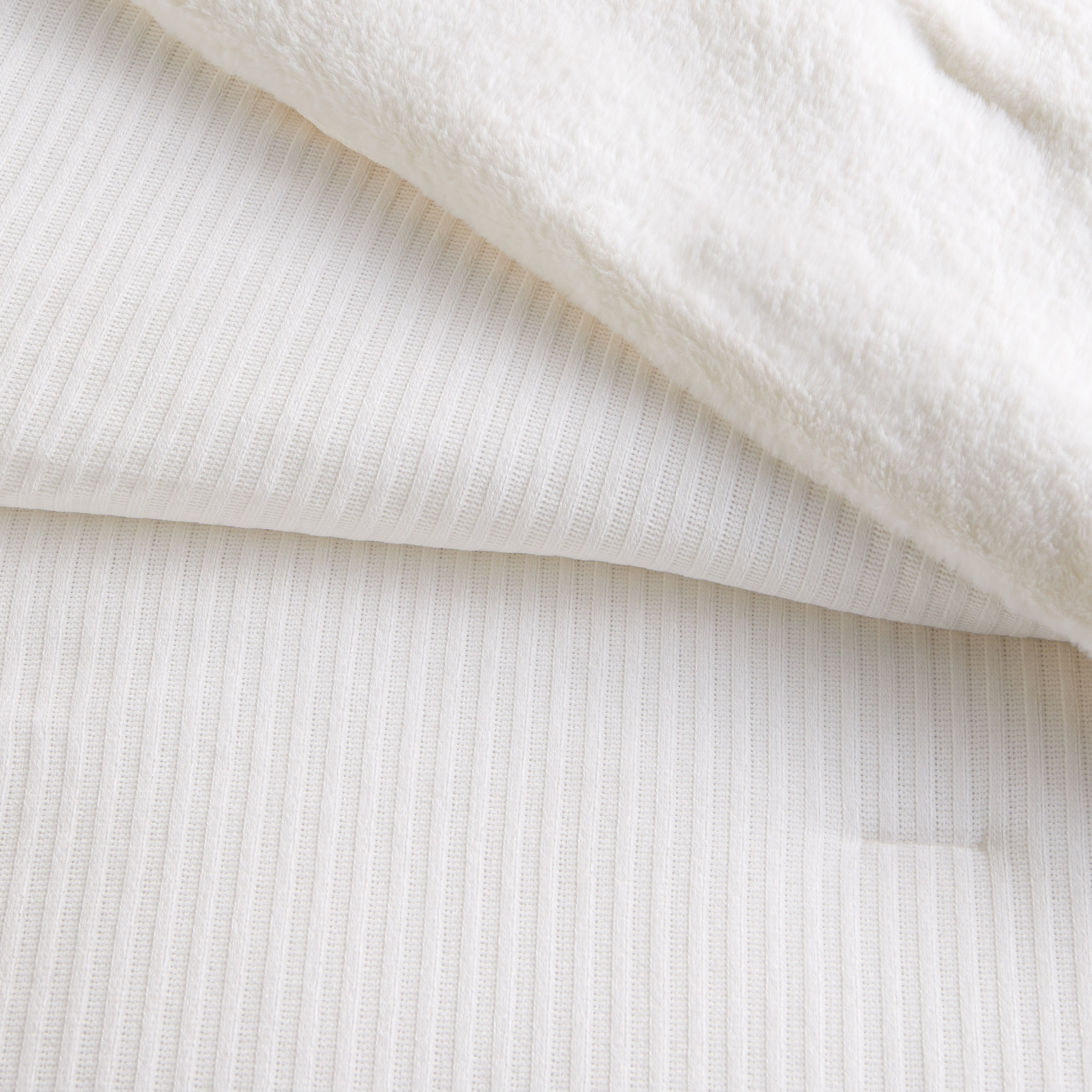 Igor Knitted Flannel 3-Piece Full Comforter Set - 160x240 cm-household-bedding-comfortersandbedspreads-comforters-image-4