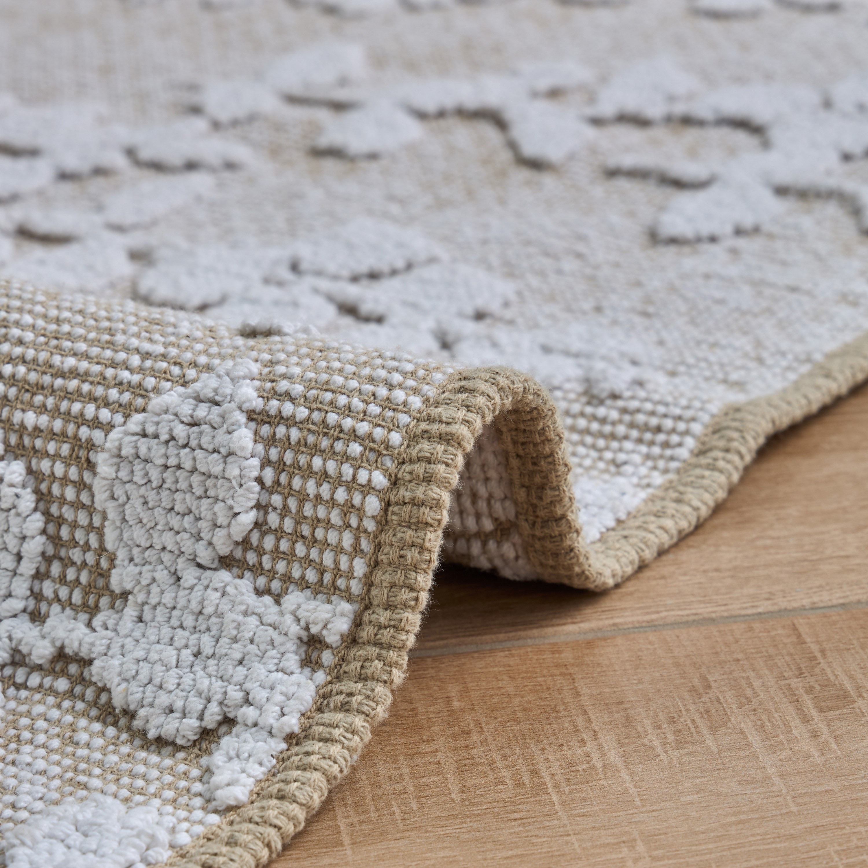 سجادة حمام بتصميم أوراق شجر - 60x90 سم-household-bathandlaundry-bathlinen-bathmatsandtubmats-image-3