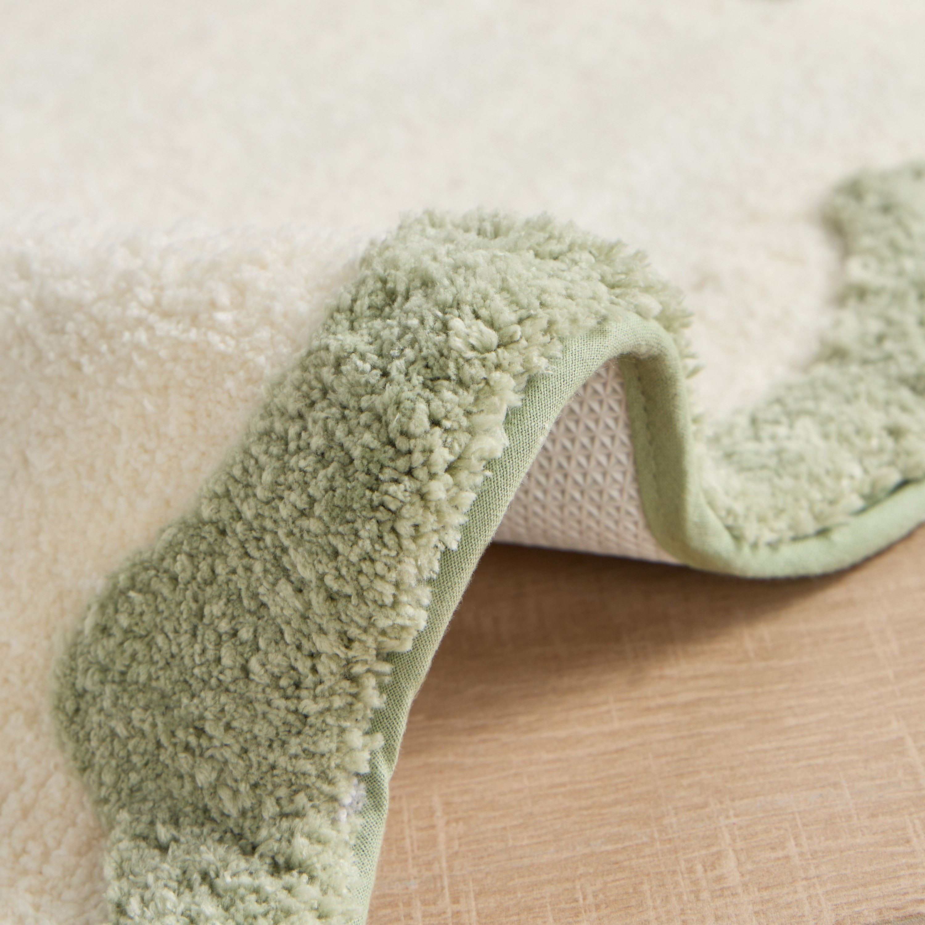دعاسة حمّام - 60×90 سم-household-bathandlaundry-bathlinen-bathmatsandtubmats-image-3
