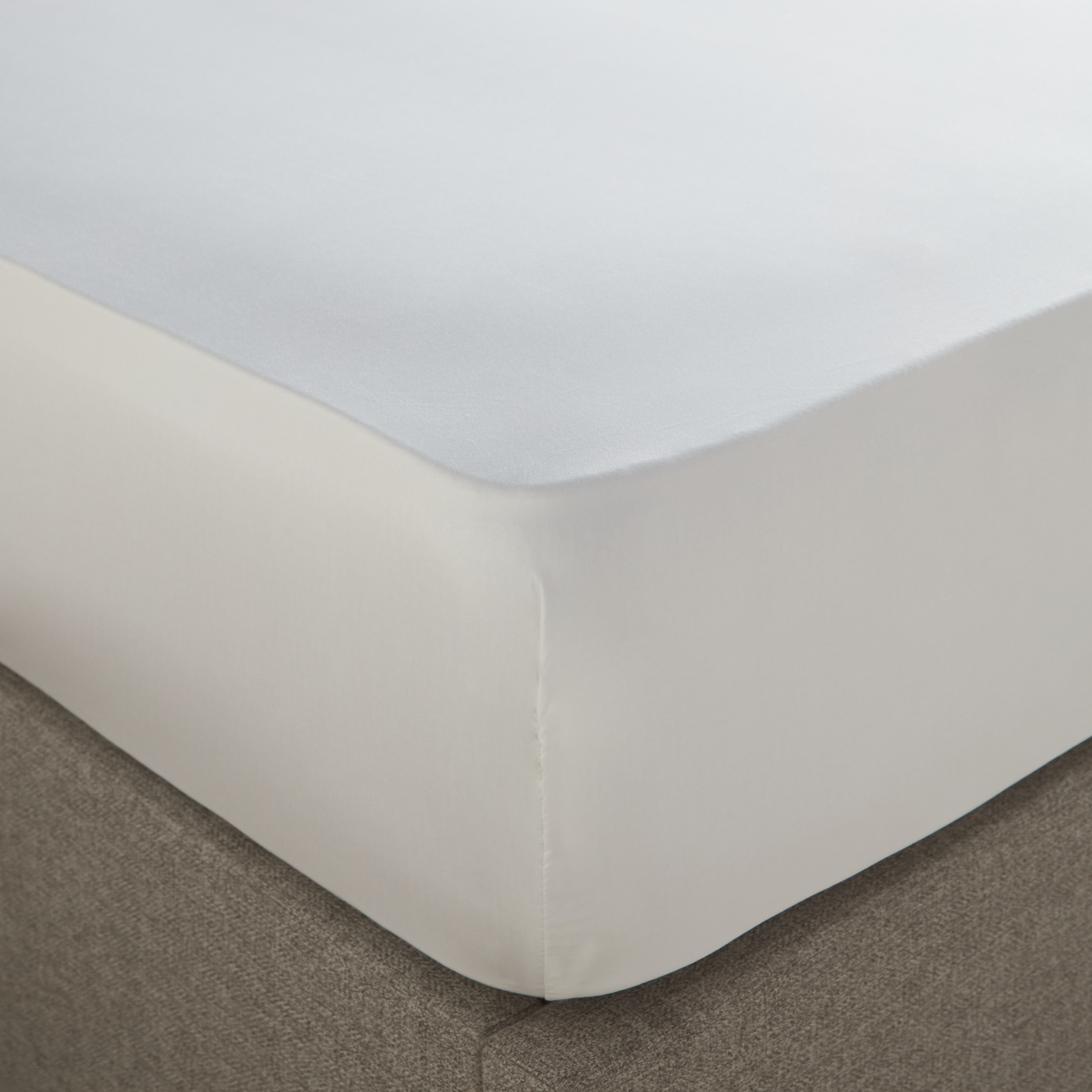 Versailles 800 Thread Count Full Fitted Sheet - 160x200 cm-household-bedding-sheetsandpillowcases-fittedsheets-image-1
