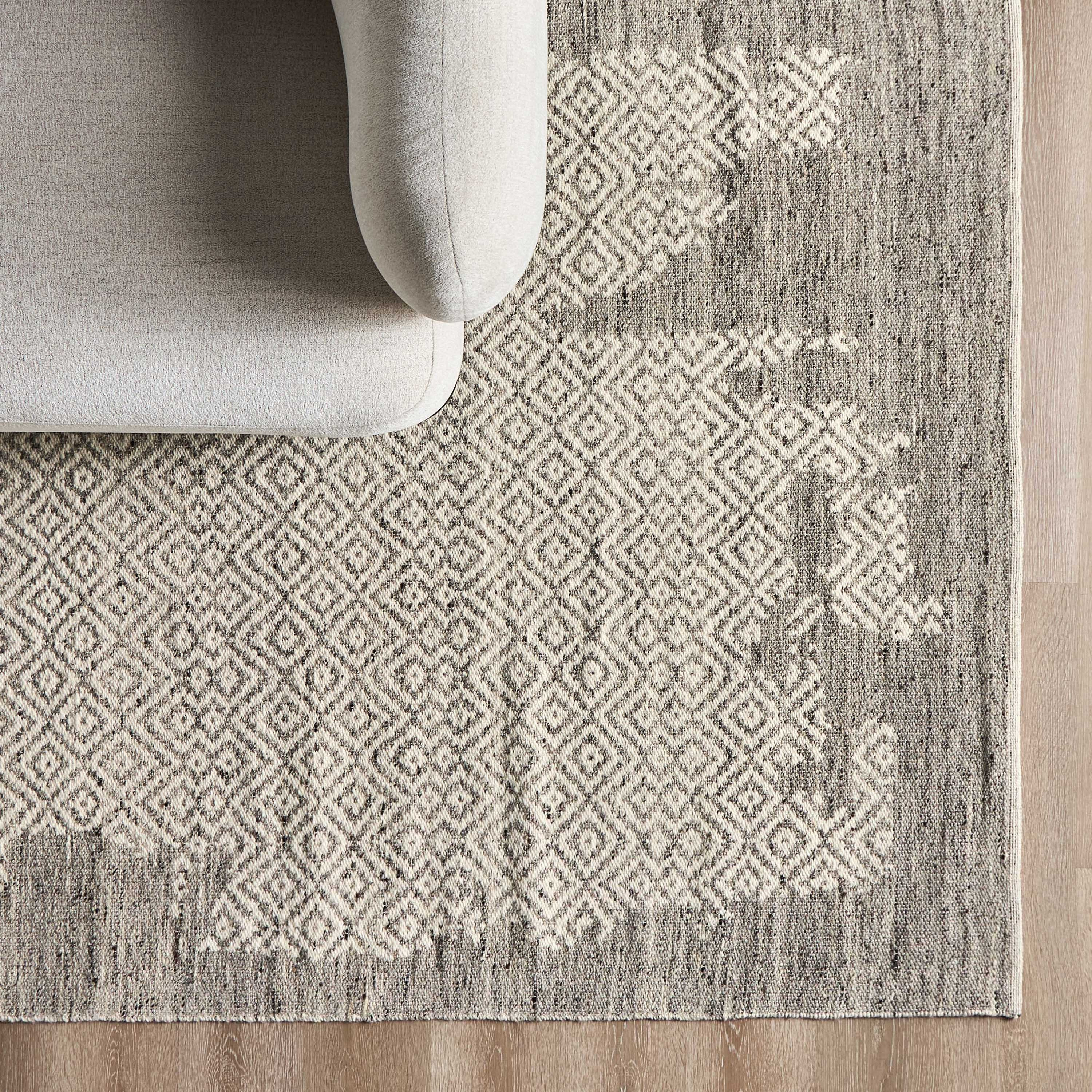 Maurine Woollen Rug - 120x180 cm-household-rugsandcarpets-rugs-image-1